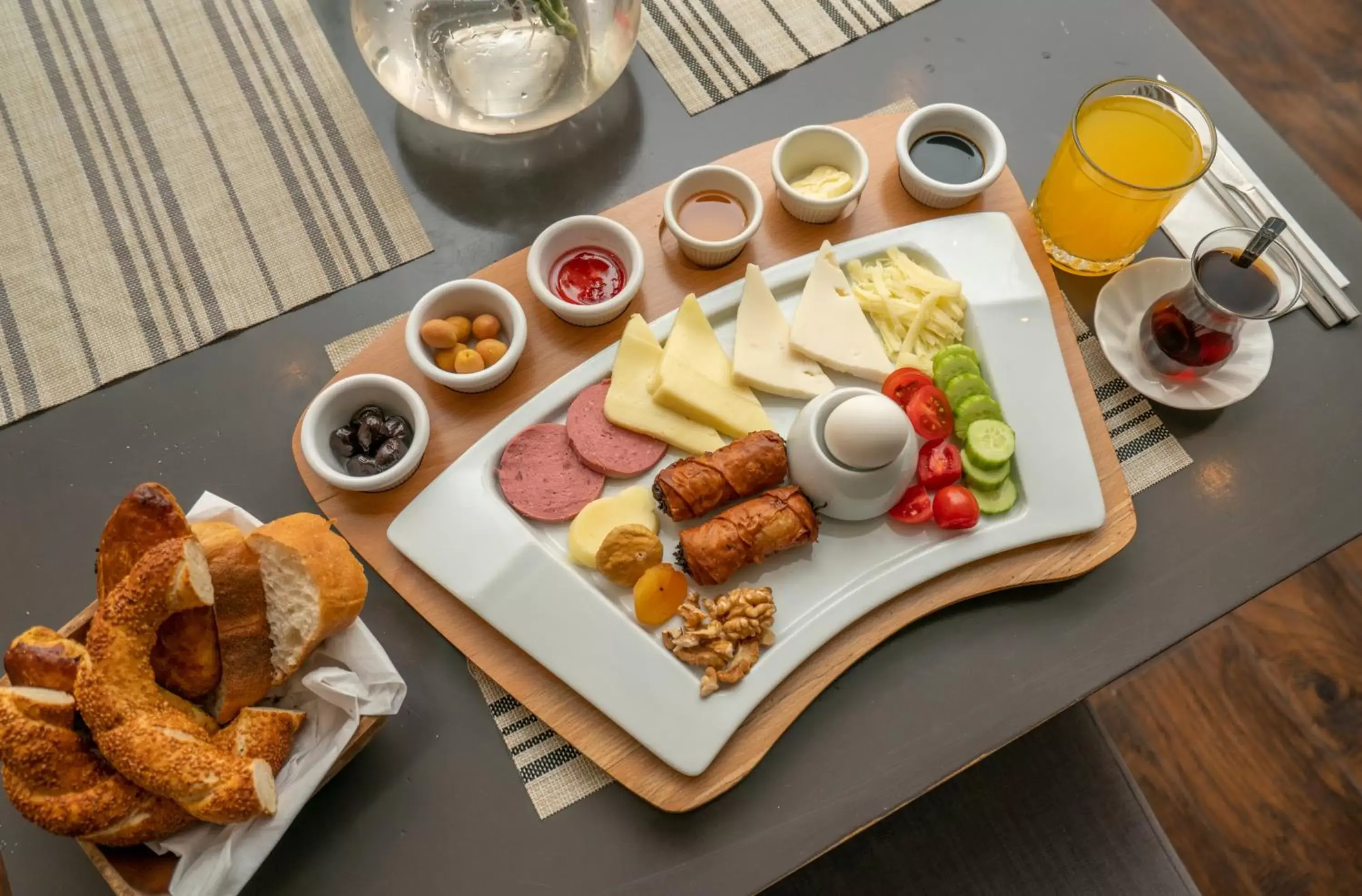 Food and drinks in The Gate Ataşehir Finance Centre Food and drinks in The Gate Ataşehir Finance Centre