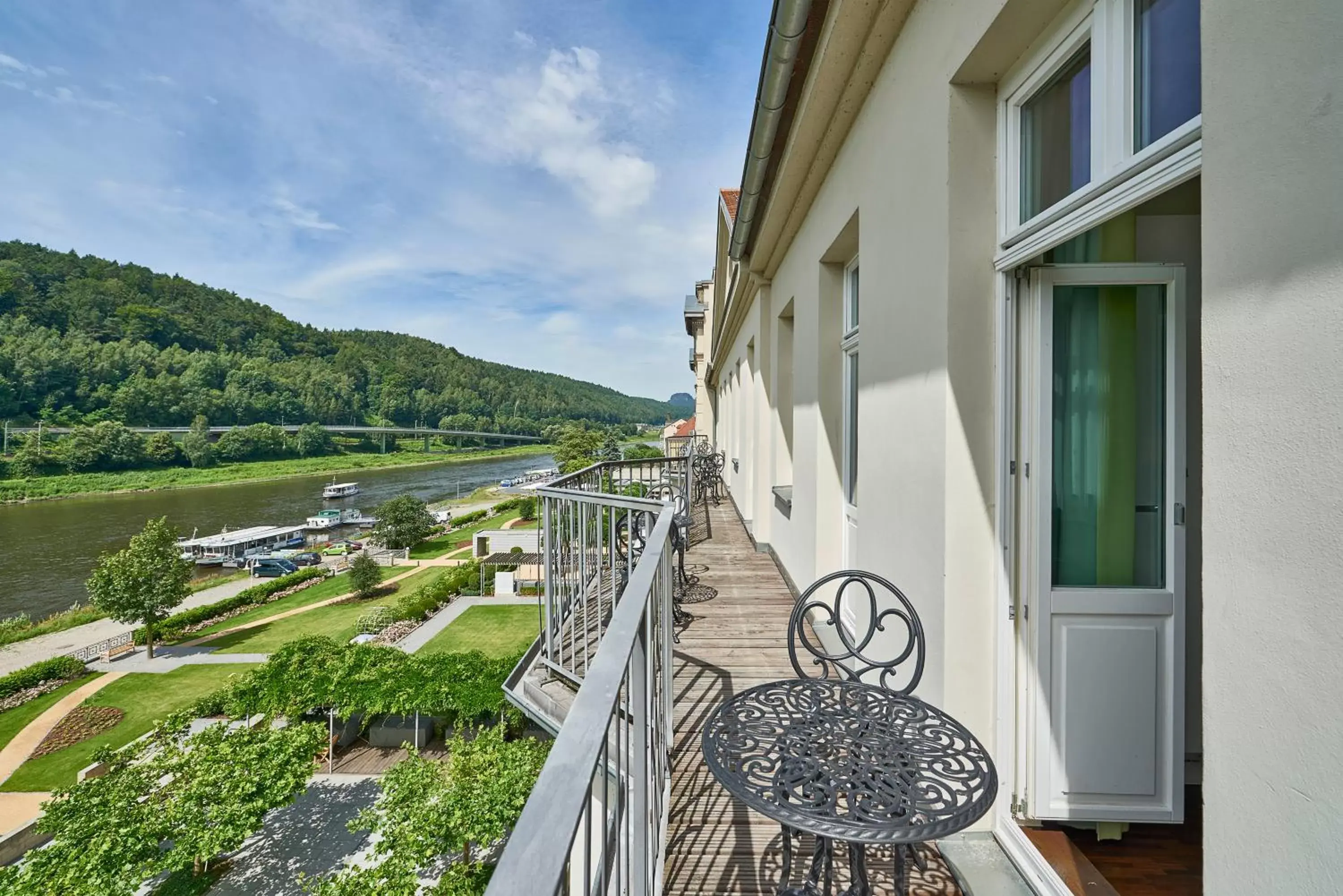 Balcony/Terrace in Hotel Elbresidenz an der Therme