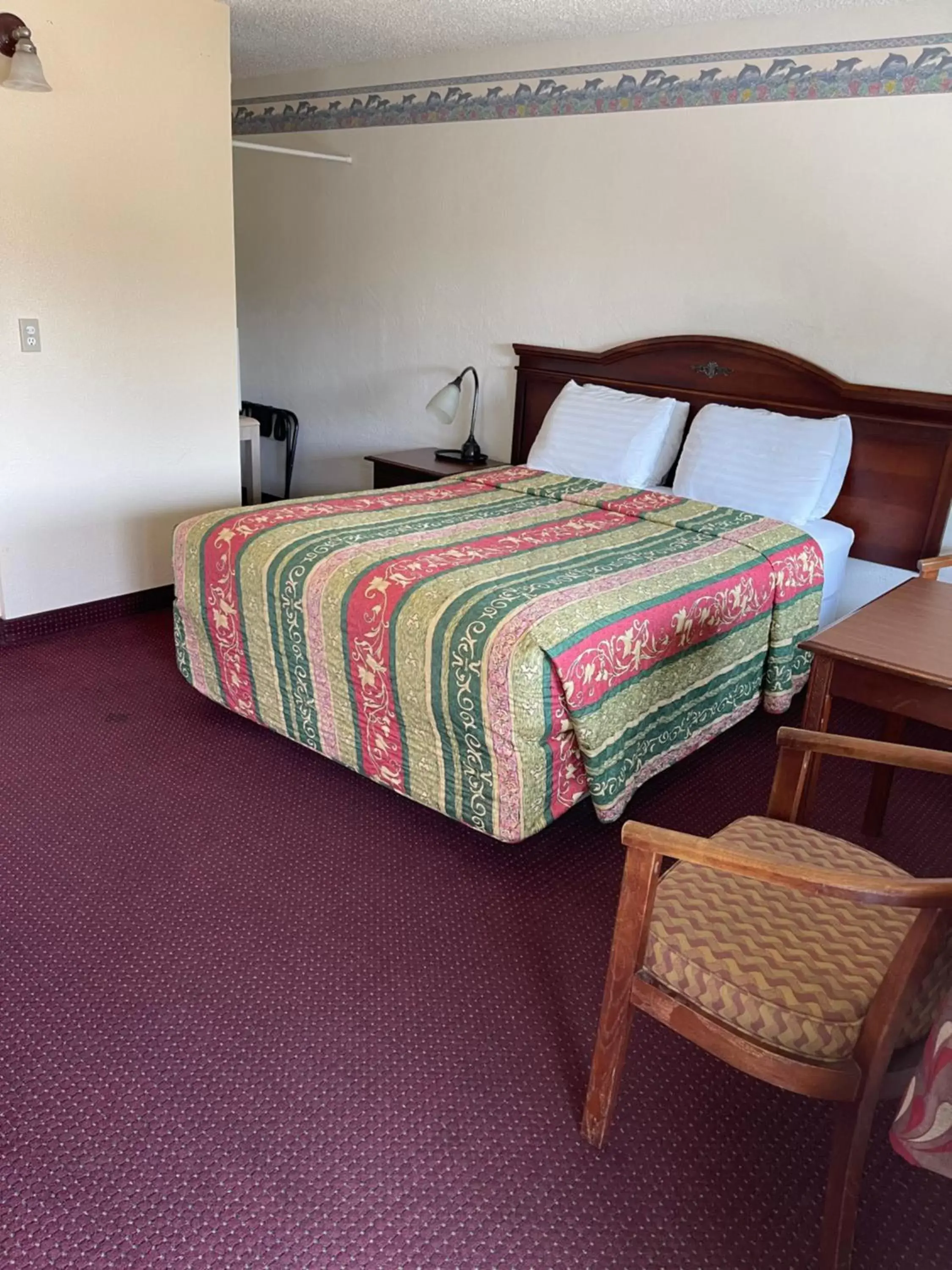 Bedroom, Bed in Villa West Motel