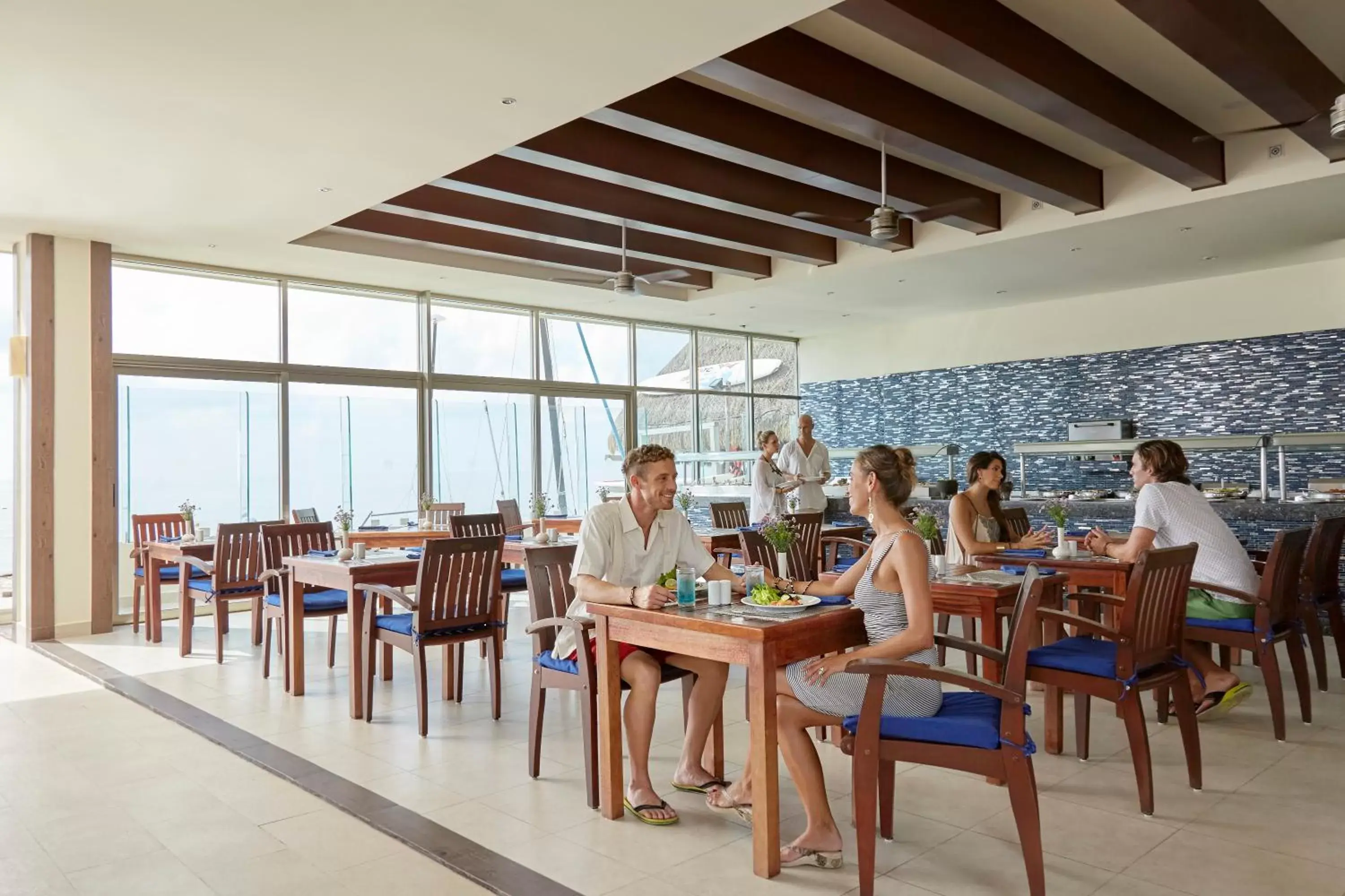 Restaurant/Places to Eat in Desire Riviera Maya Resort