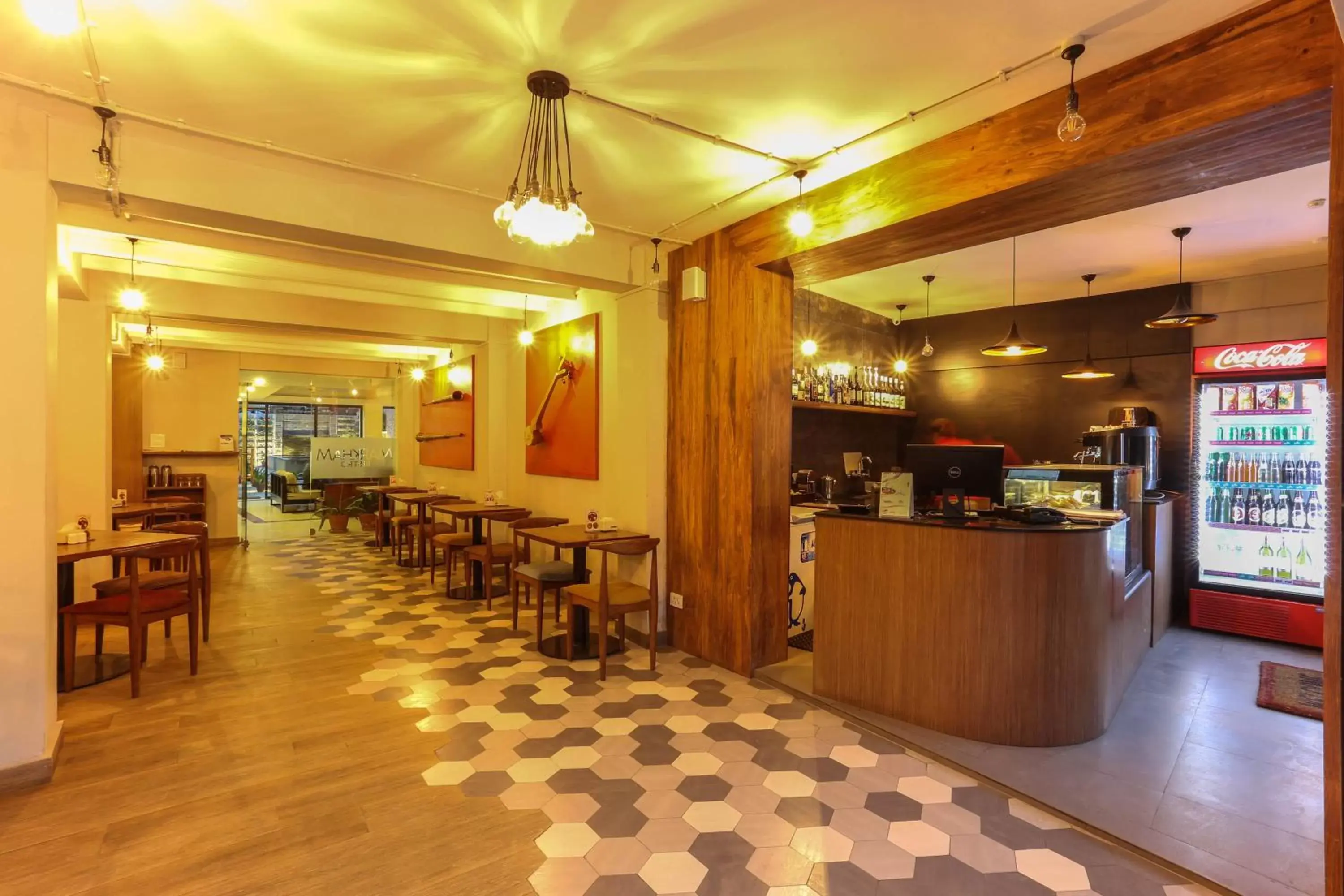 Lounge or bar, Restaurant/Places to Eat in Potala Guest House