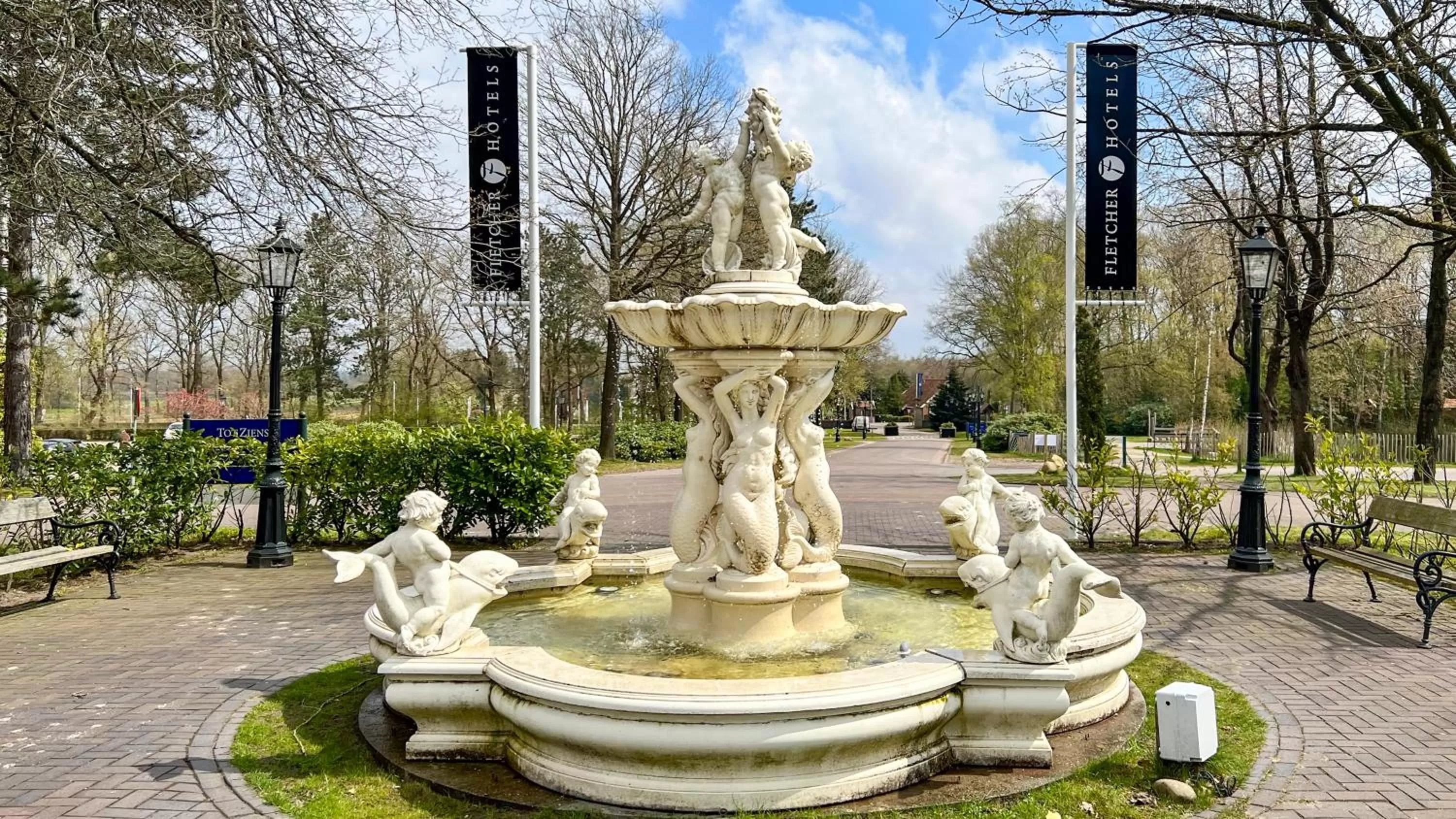 Garden in Fletcher Familiehotel De Hunzebergen