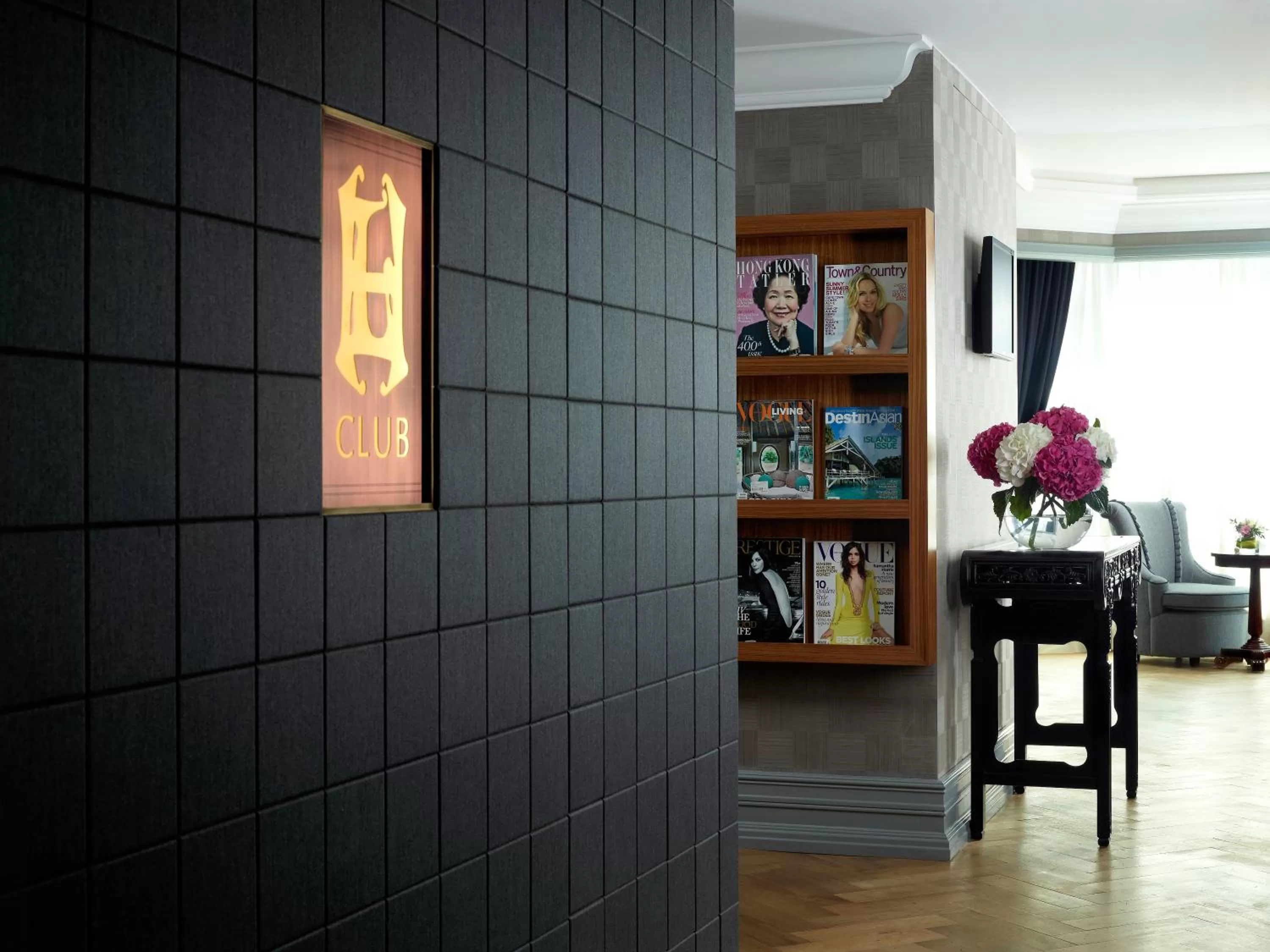 Seating area in The Langham Hong Kong