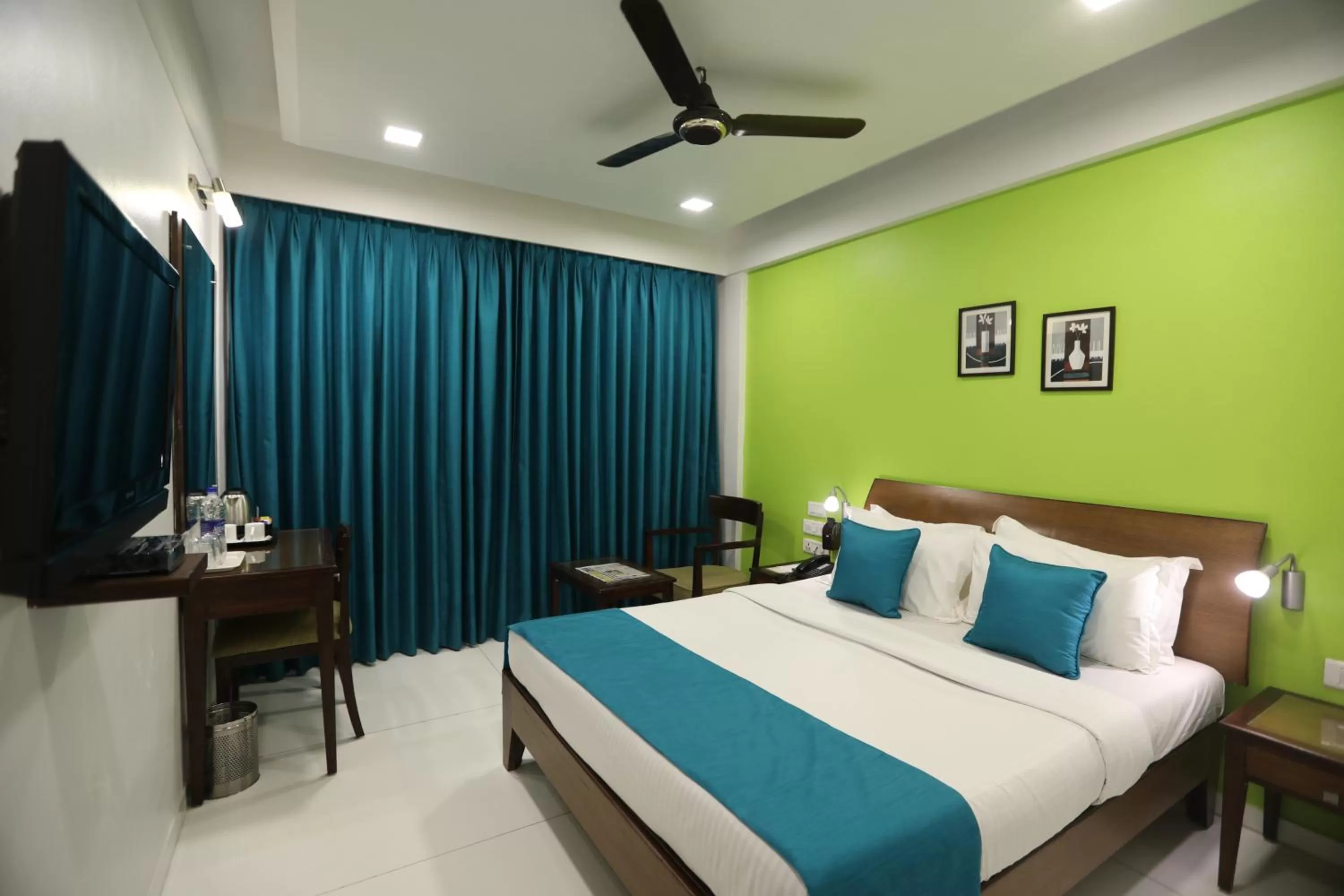 Bed in Citizen Hotel