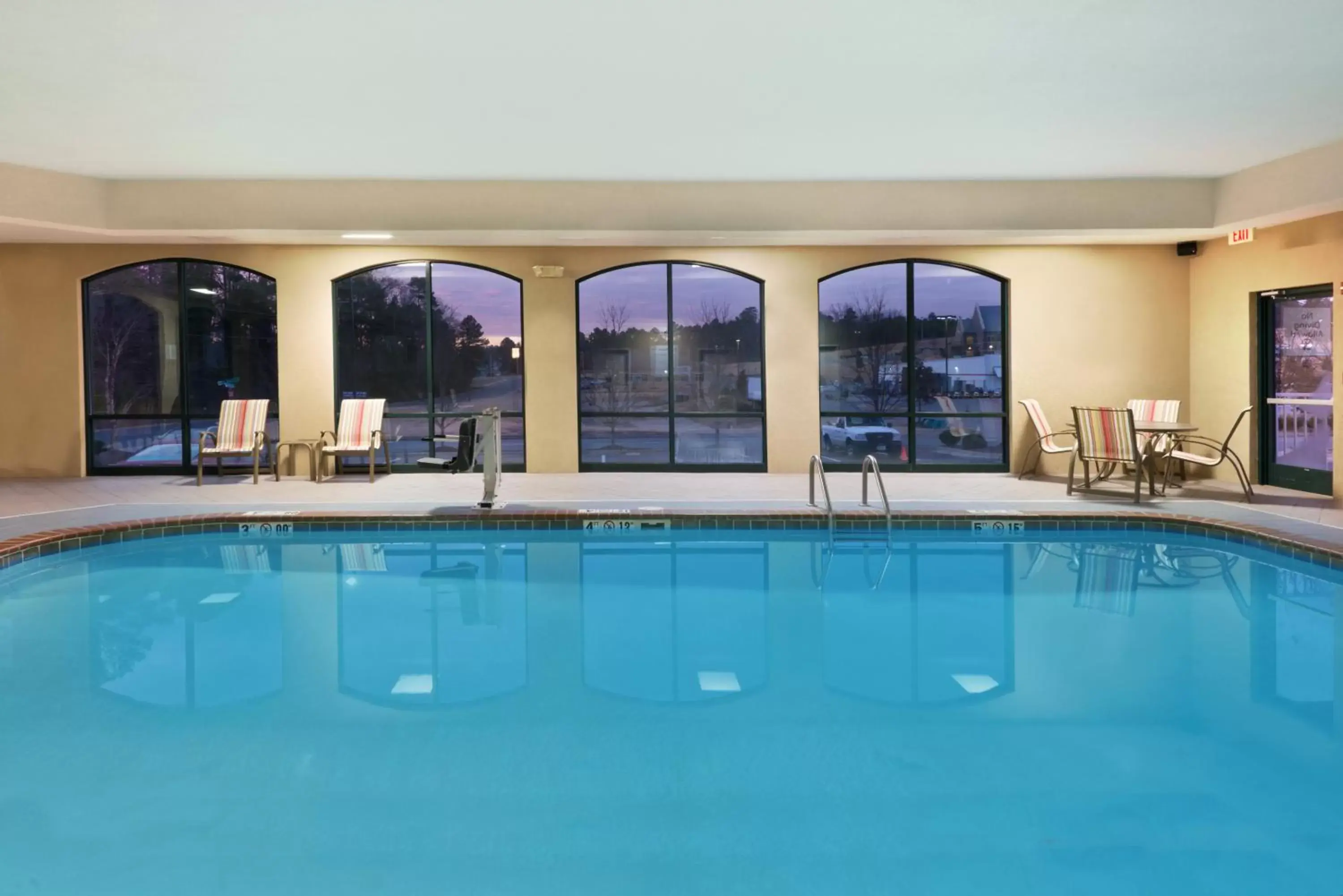 Swimming Pool in Holiday Inn Express Suites Little Rock West, an IHG Hotel