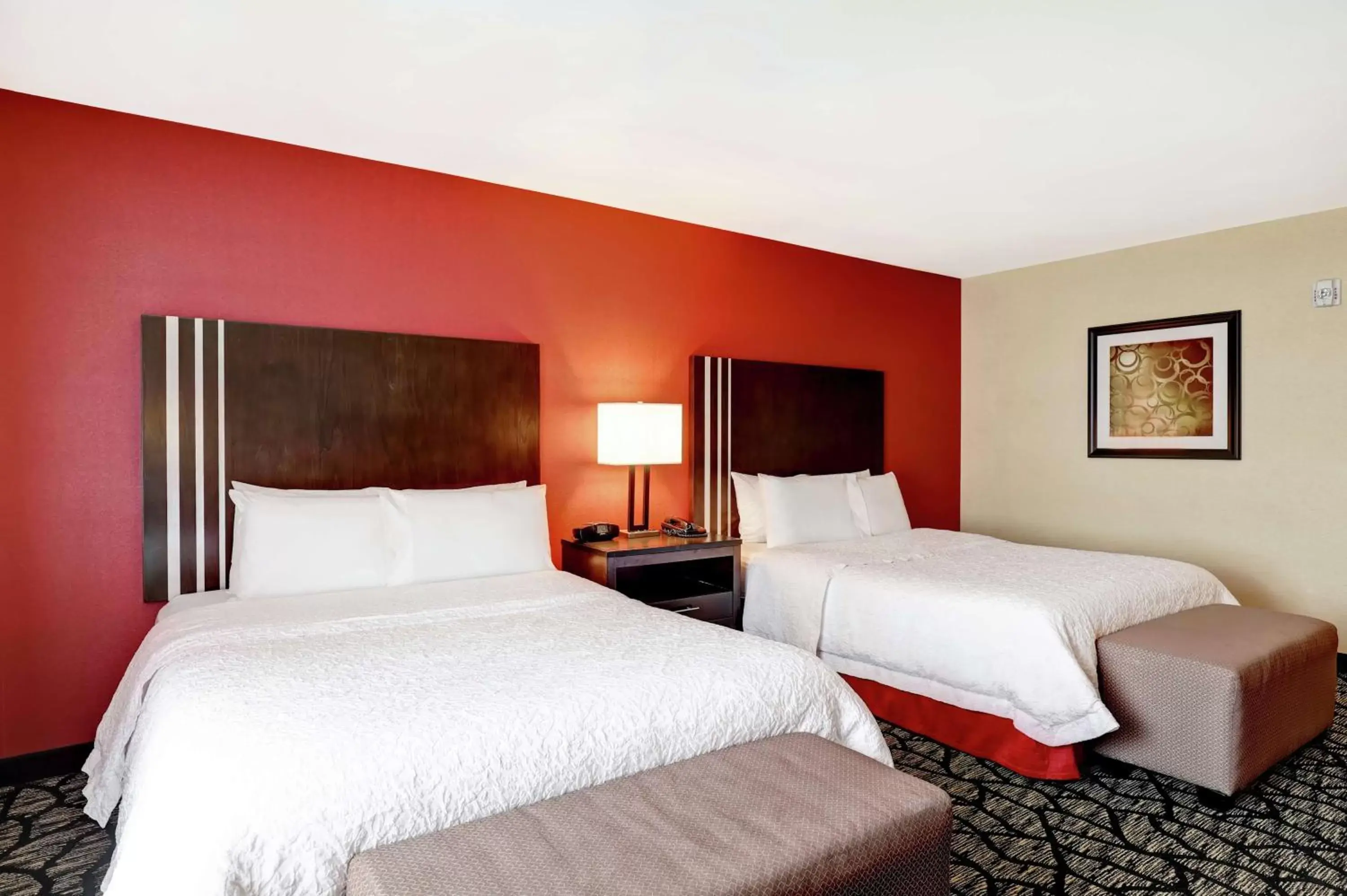 Bed in Hampton Inn by Hilton Chilliwack