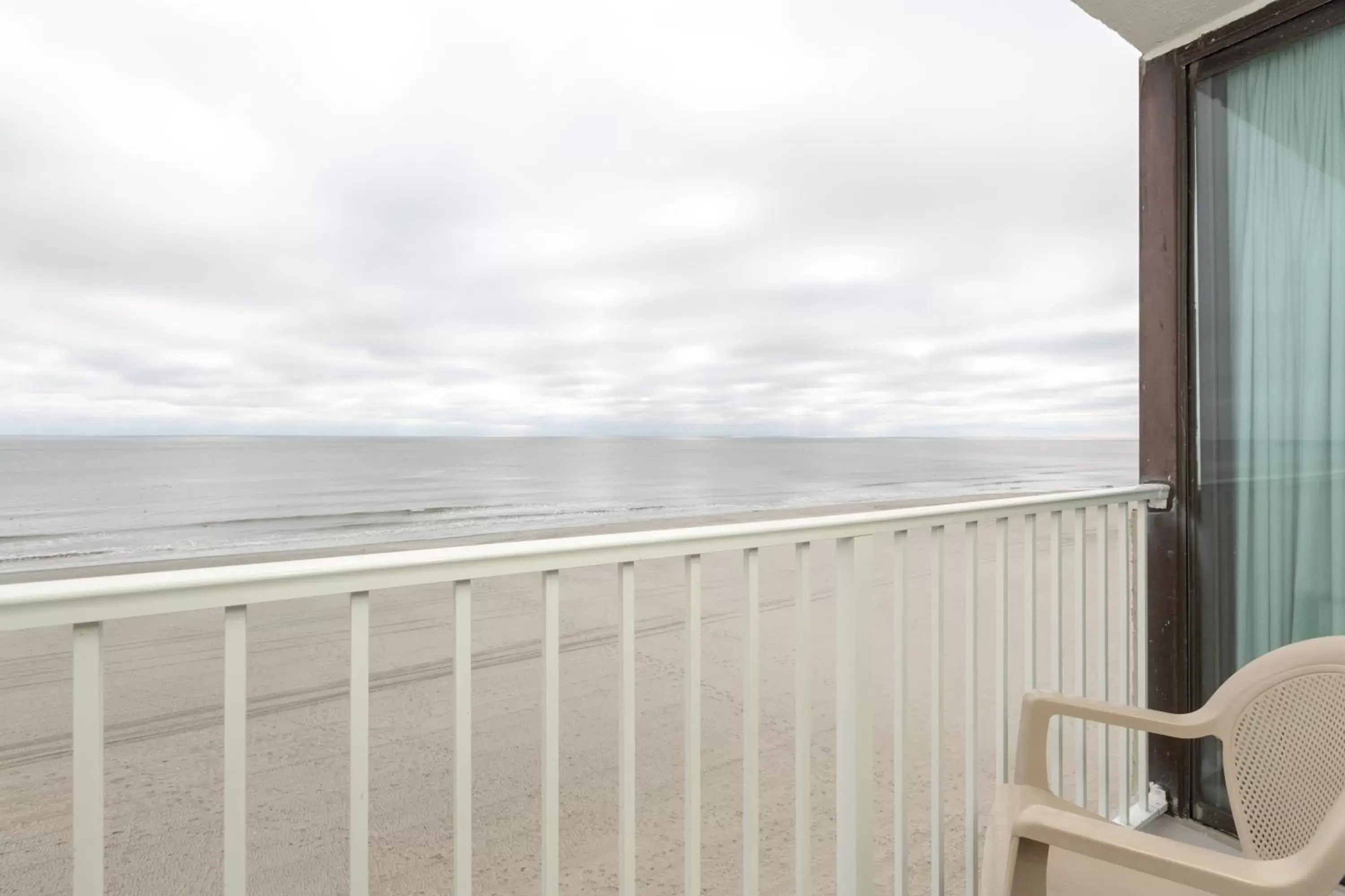 Balcony/Terrace in Sands Beach Club by Capital Vacations