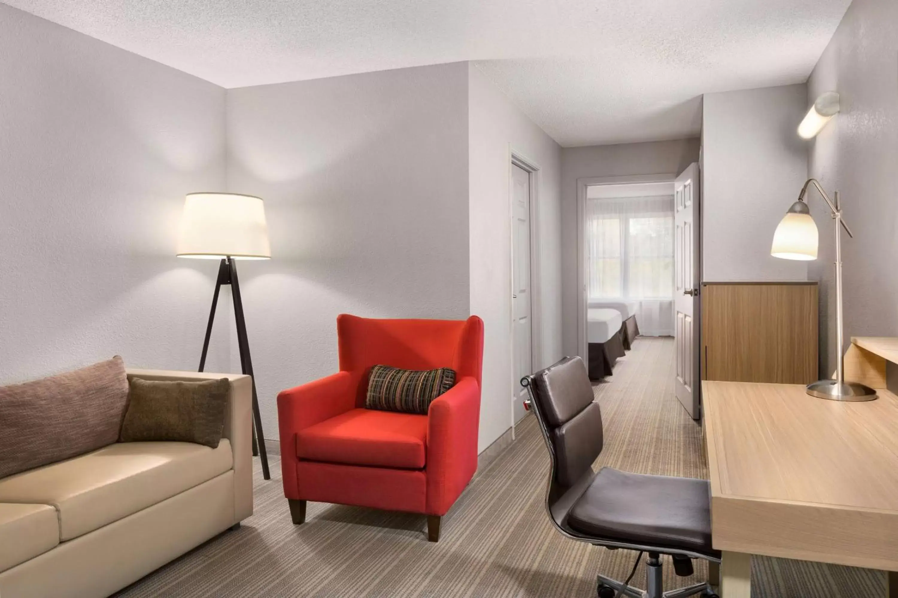 Photo of the whole room, Seating Area in Country Inn & Suites by Radisson, Summerville, SC