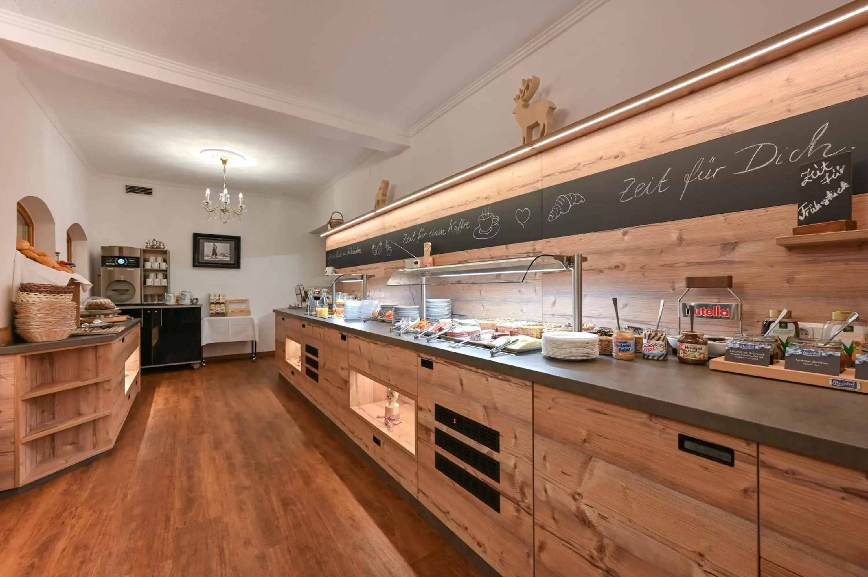 Buffet breakfast in Hotel Ruchti - Zeit für mich Buffet breakfast in Hotel Ruchti - Zeit für mich