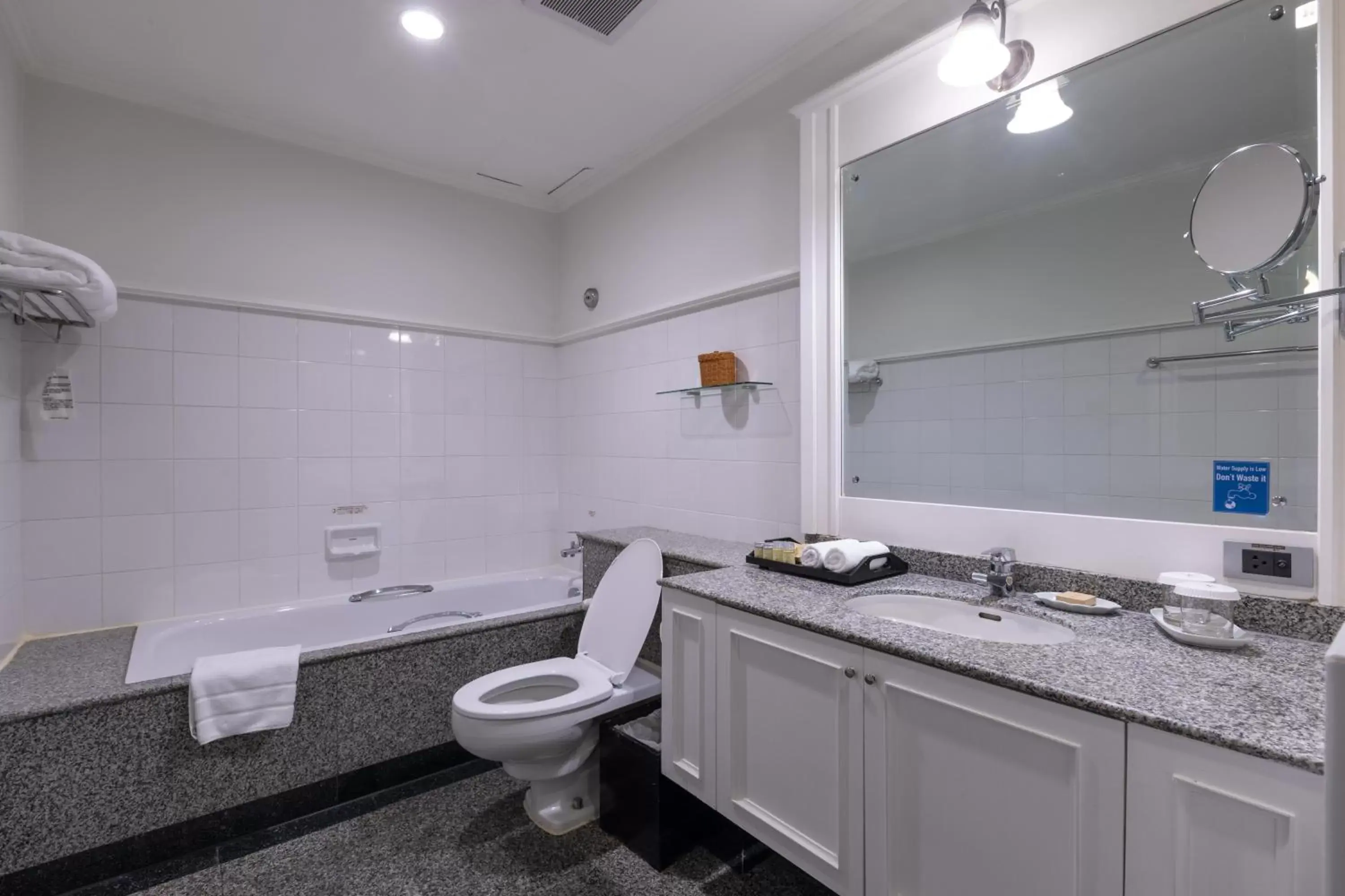 Toilet, Bathroom in Cape House Langsuan Hotel