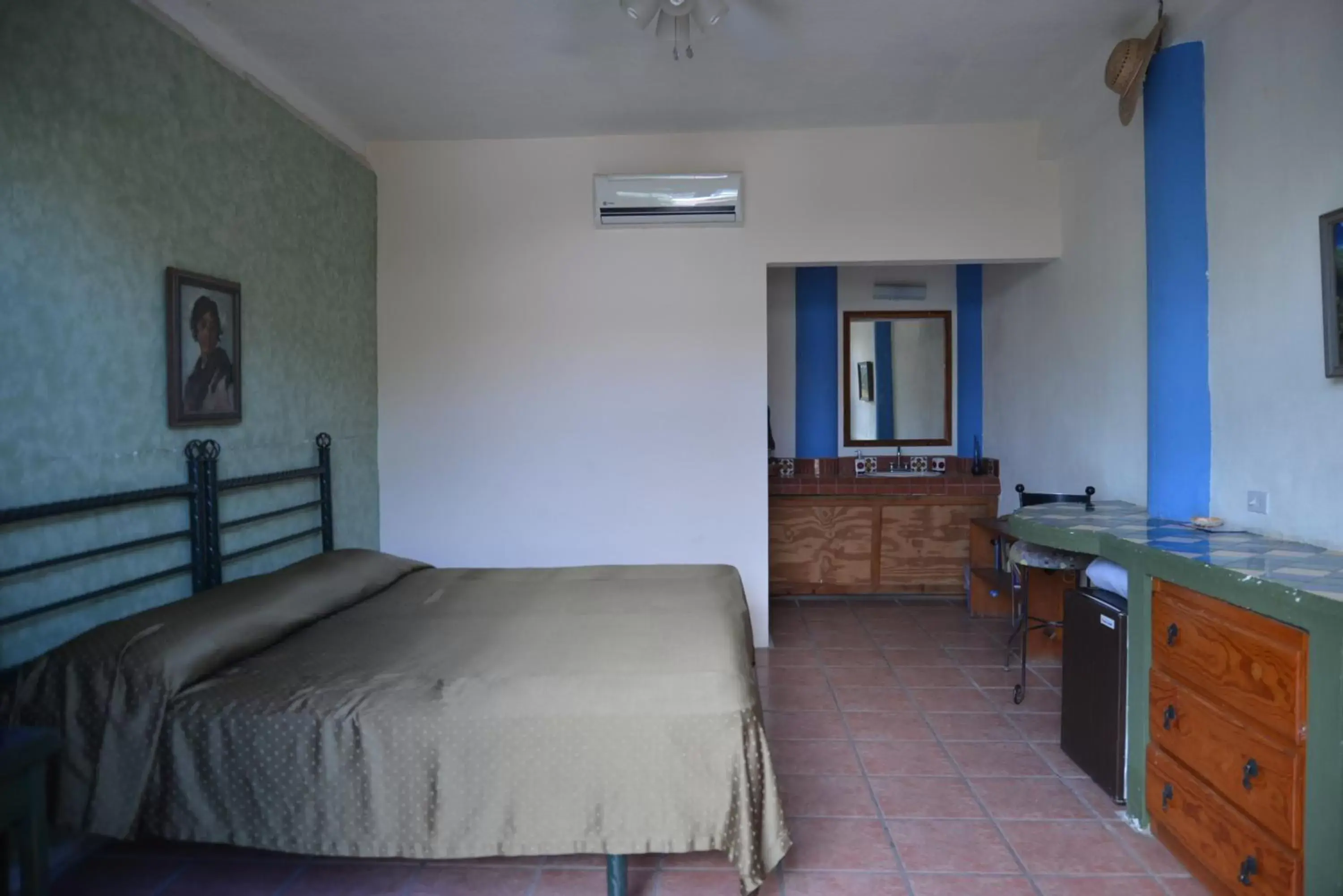 Budget double room 102 - single occupancy in Casabuena B&B