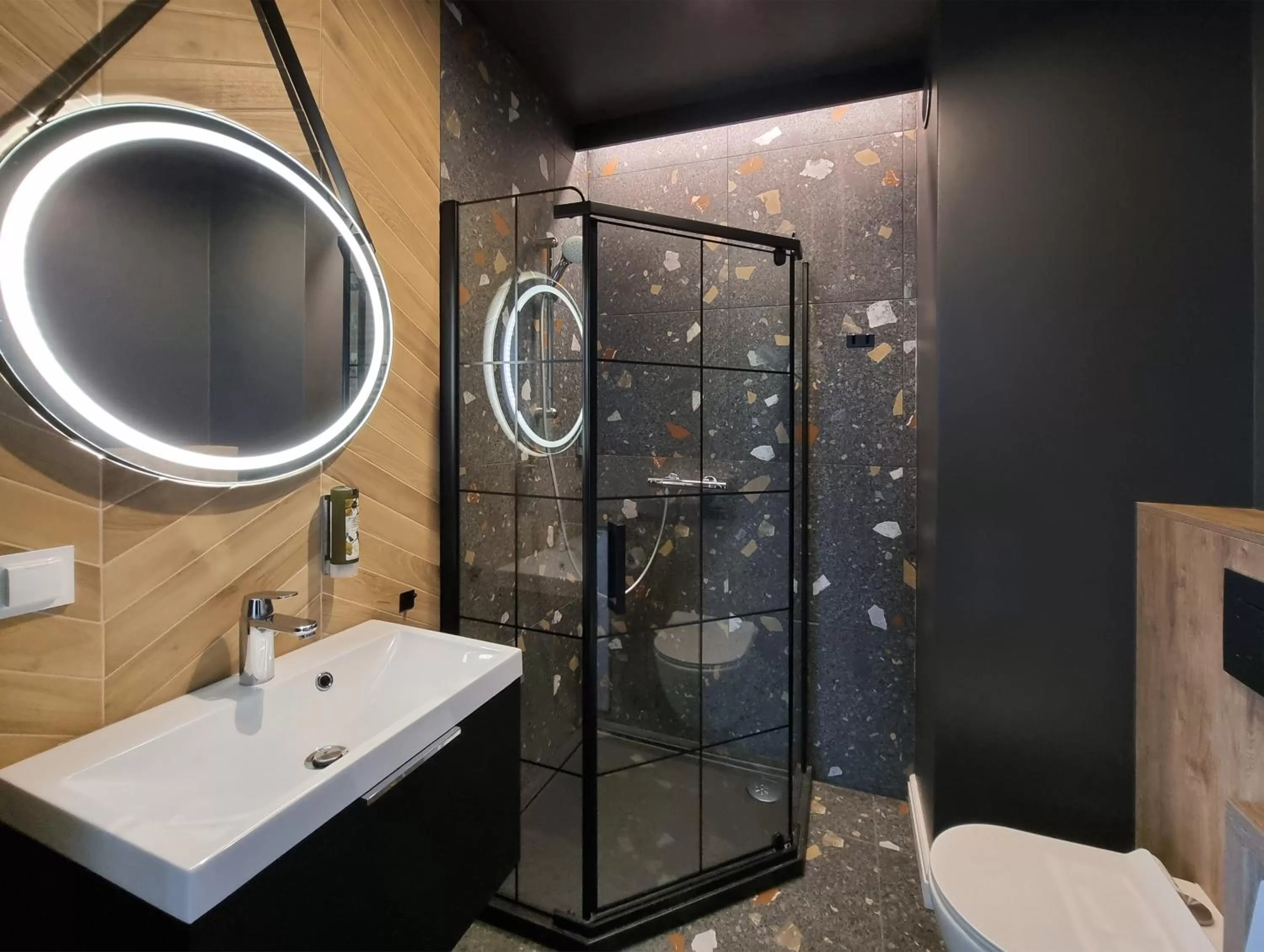 Bathroom in Silesia Aparthotel