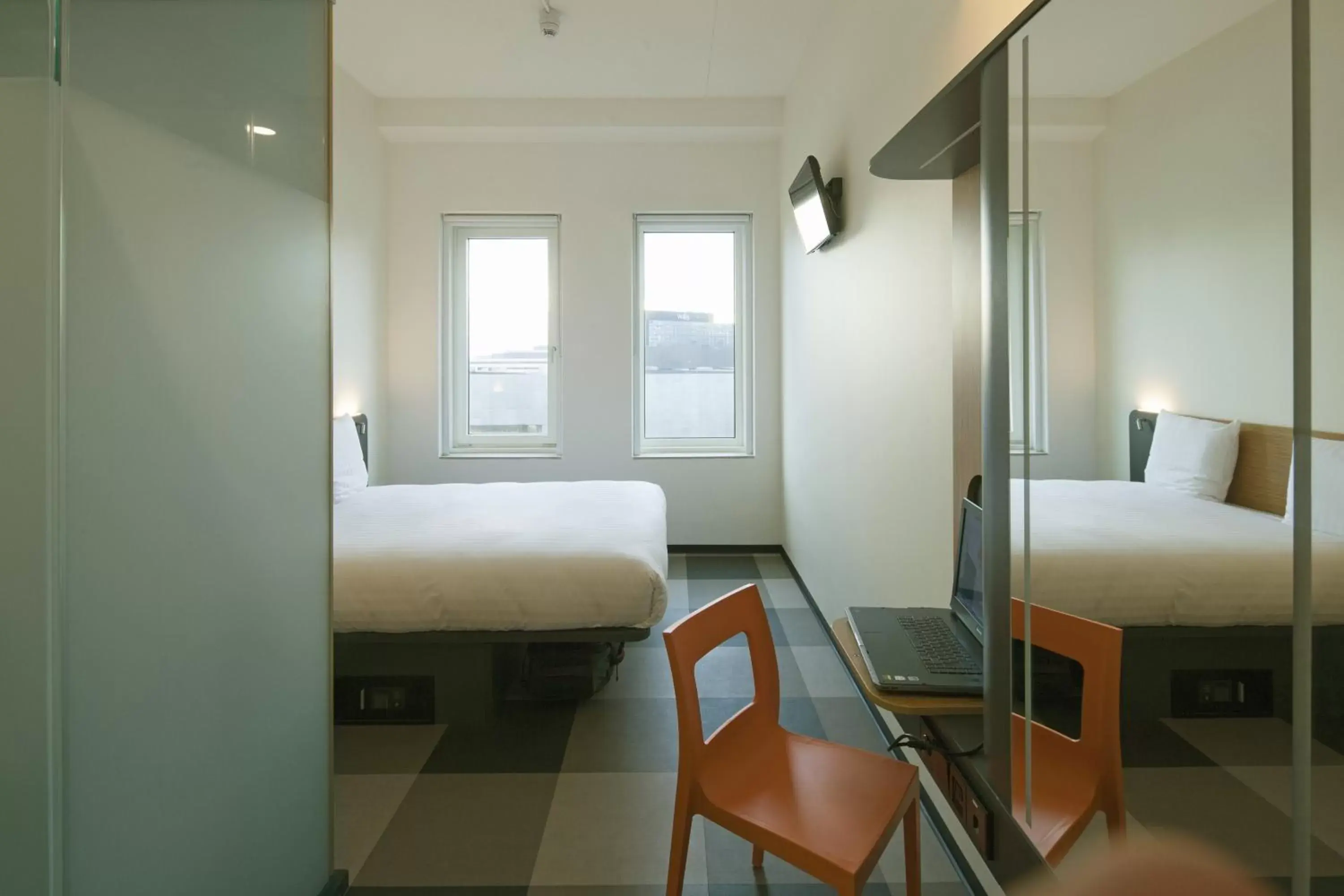 Superior Double Room in easyHotel Amsterdam Arena Boulevard