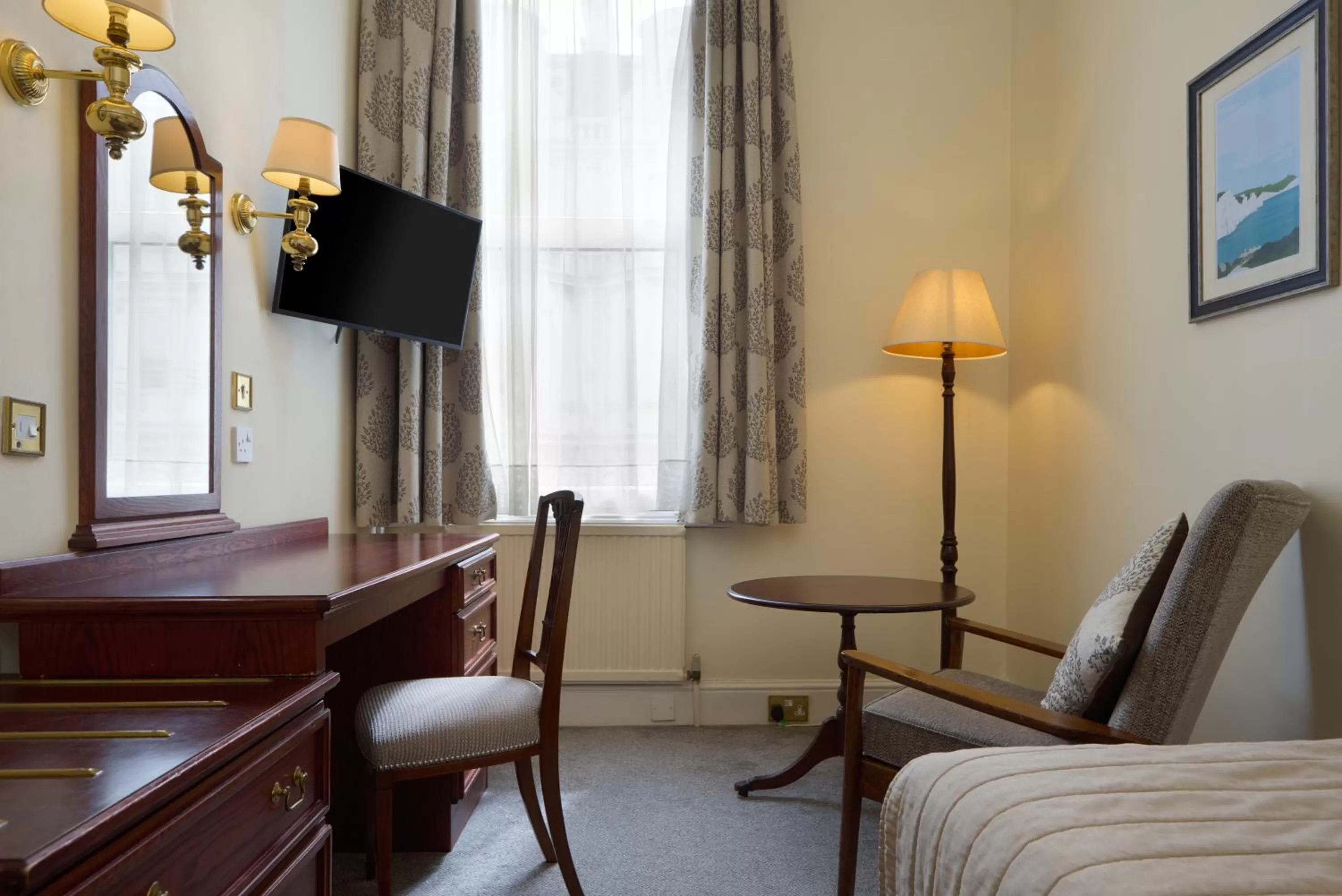 Bedroom, Bed in The Lansdowne, Eastbourne