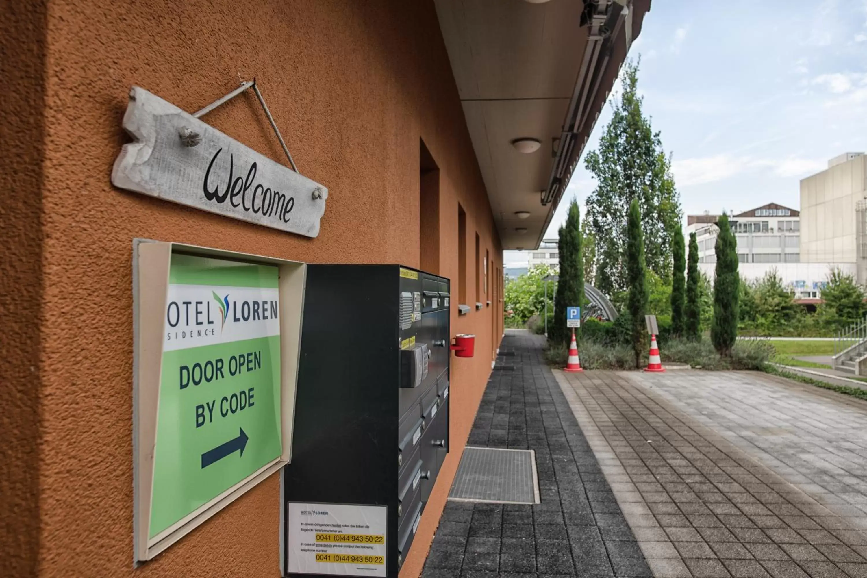 Facade/entrance in Hotel Residence Loren - contact & contactless check-in