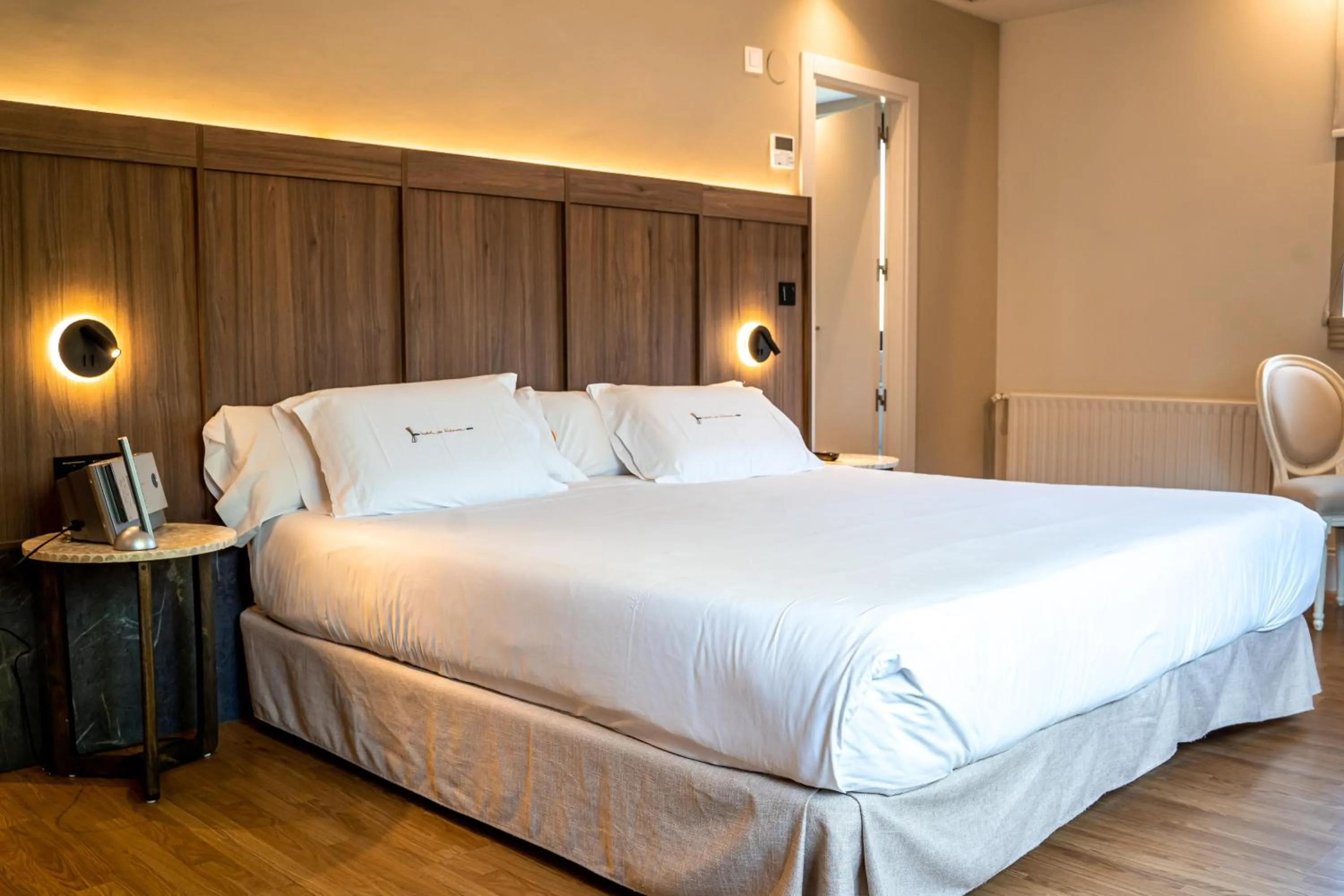 Bed in Hotel Rio Bidasoa