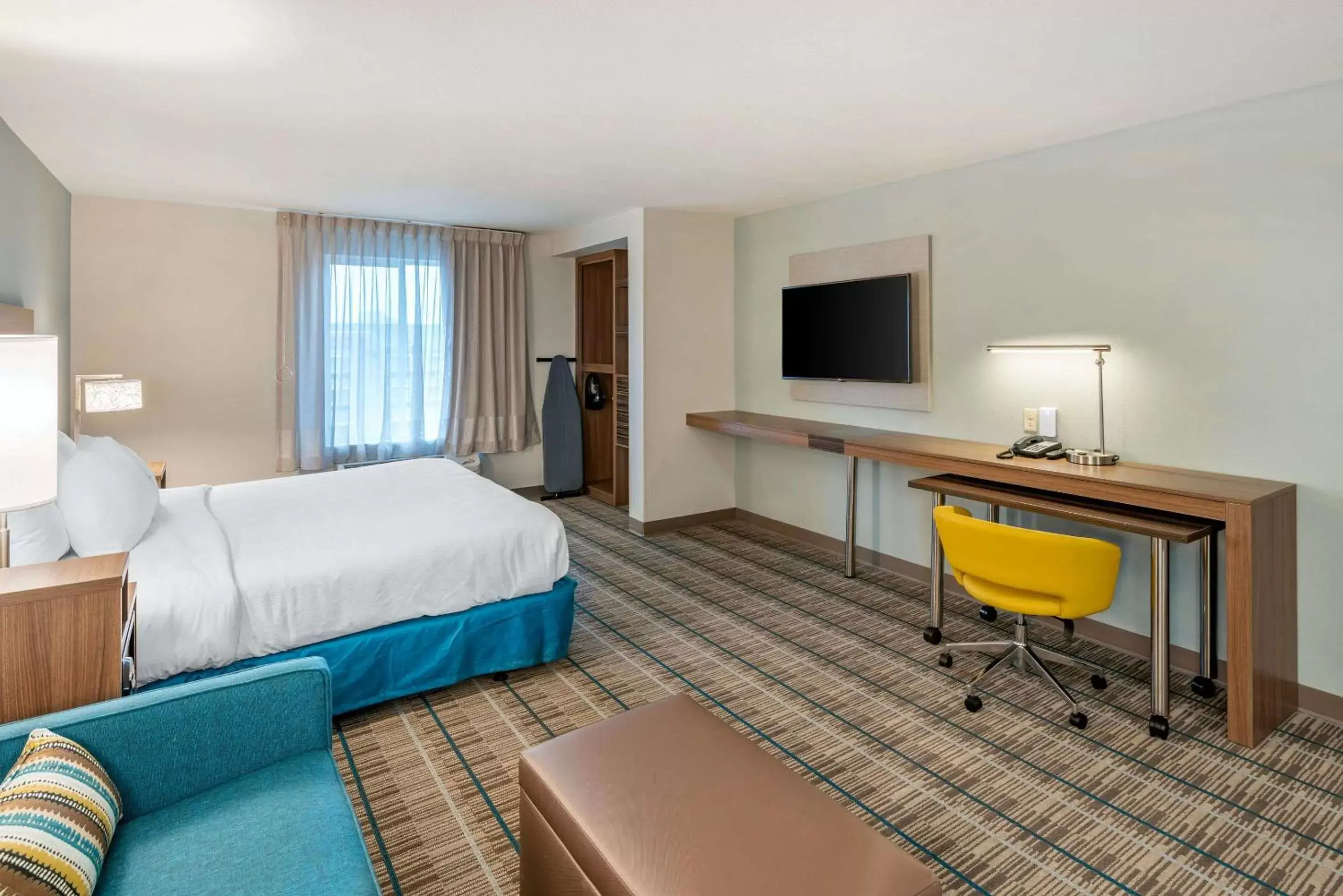 Photo of the whole room, TV/Entertainment Center in MainStay Suites Spokane Airport