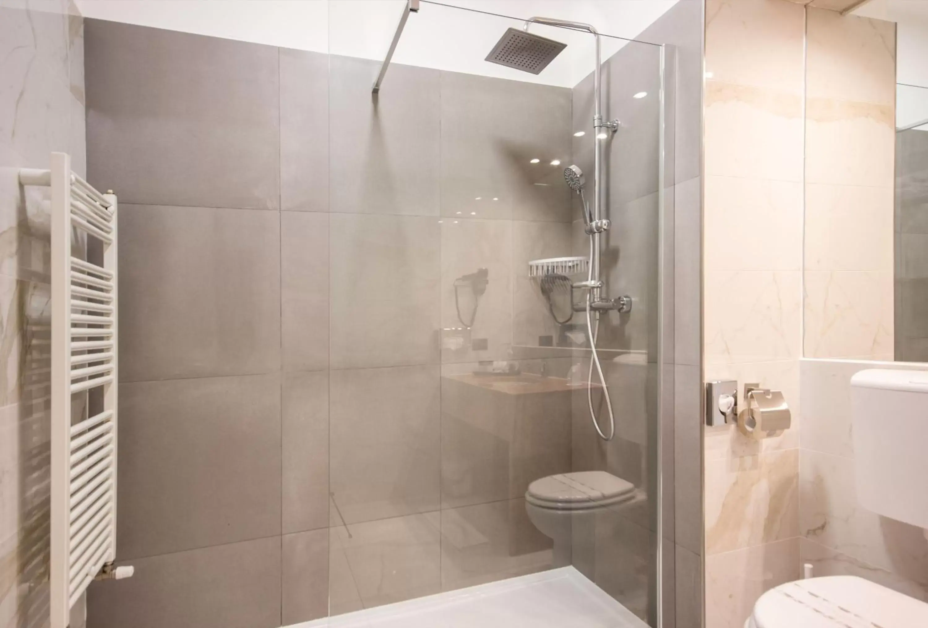 Shower, Bathroom in Best Western Modena District