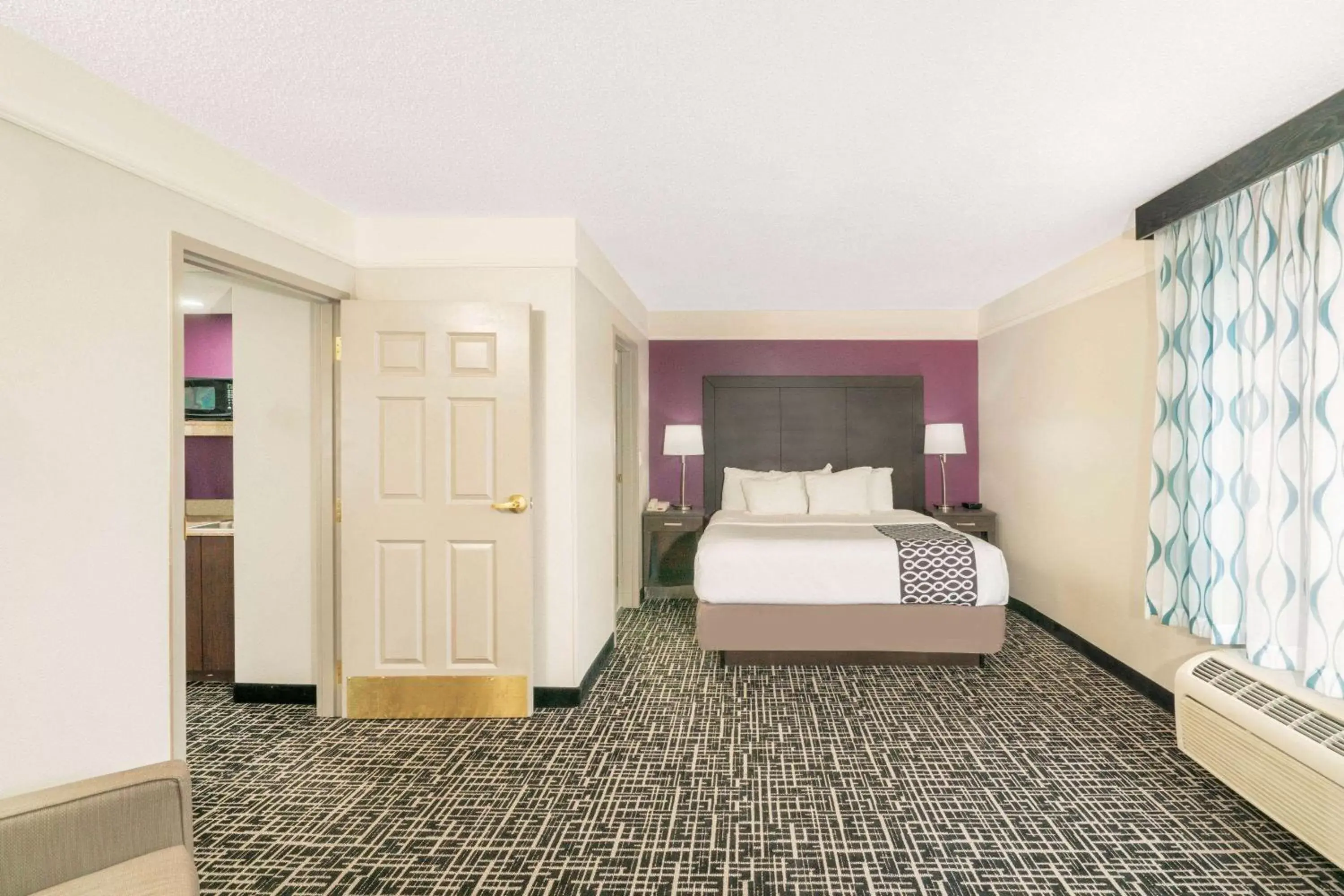 Bed in La Quinta by Wyndham Latham Albany Airport