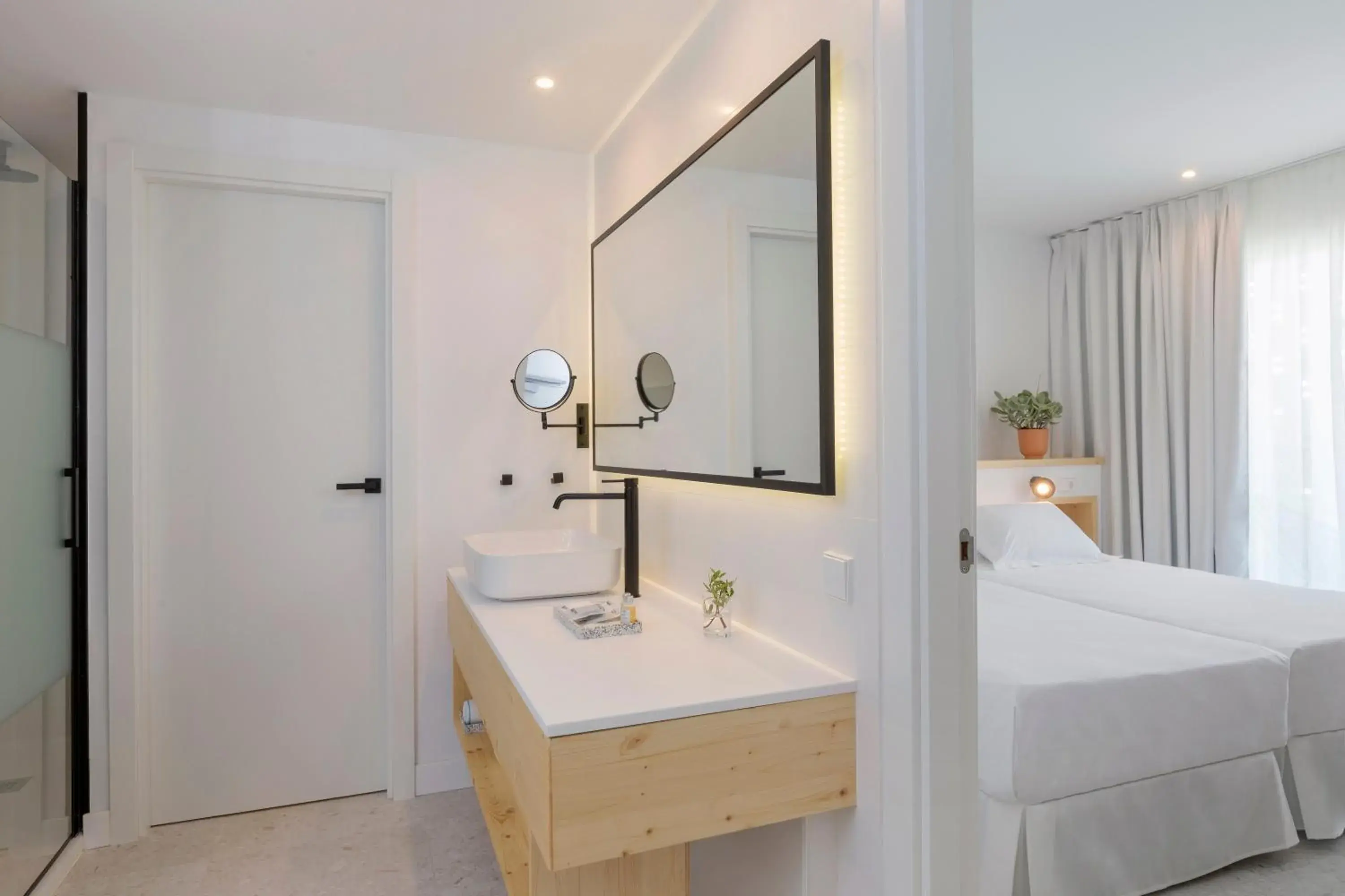 Bathroom, Bed in HM Ayron Park - Adults Only Bathroom, Bed in HM Ayron Park - Adults Only