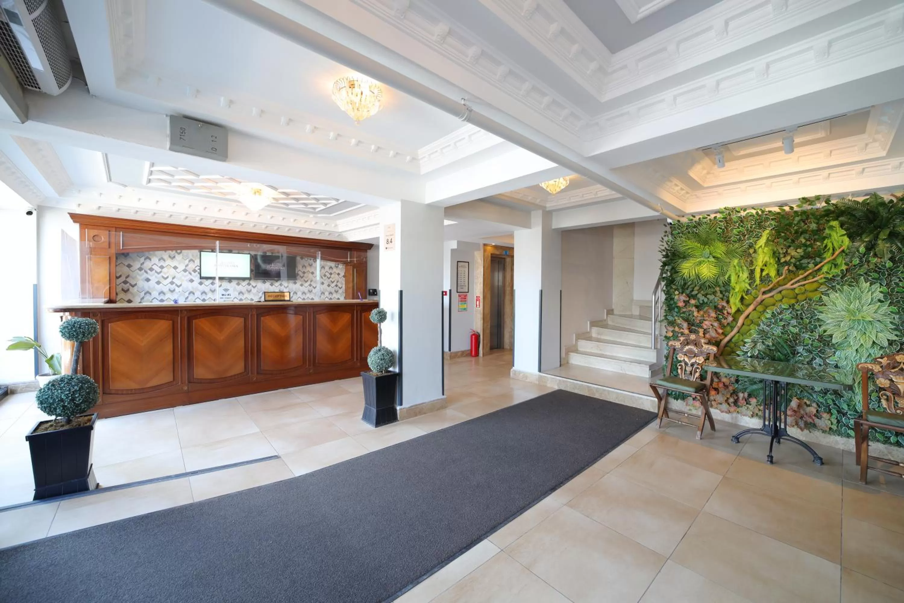 Lobby or reception in Istanbul Panorama Hotel