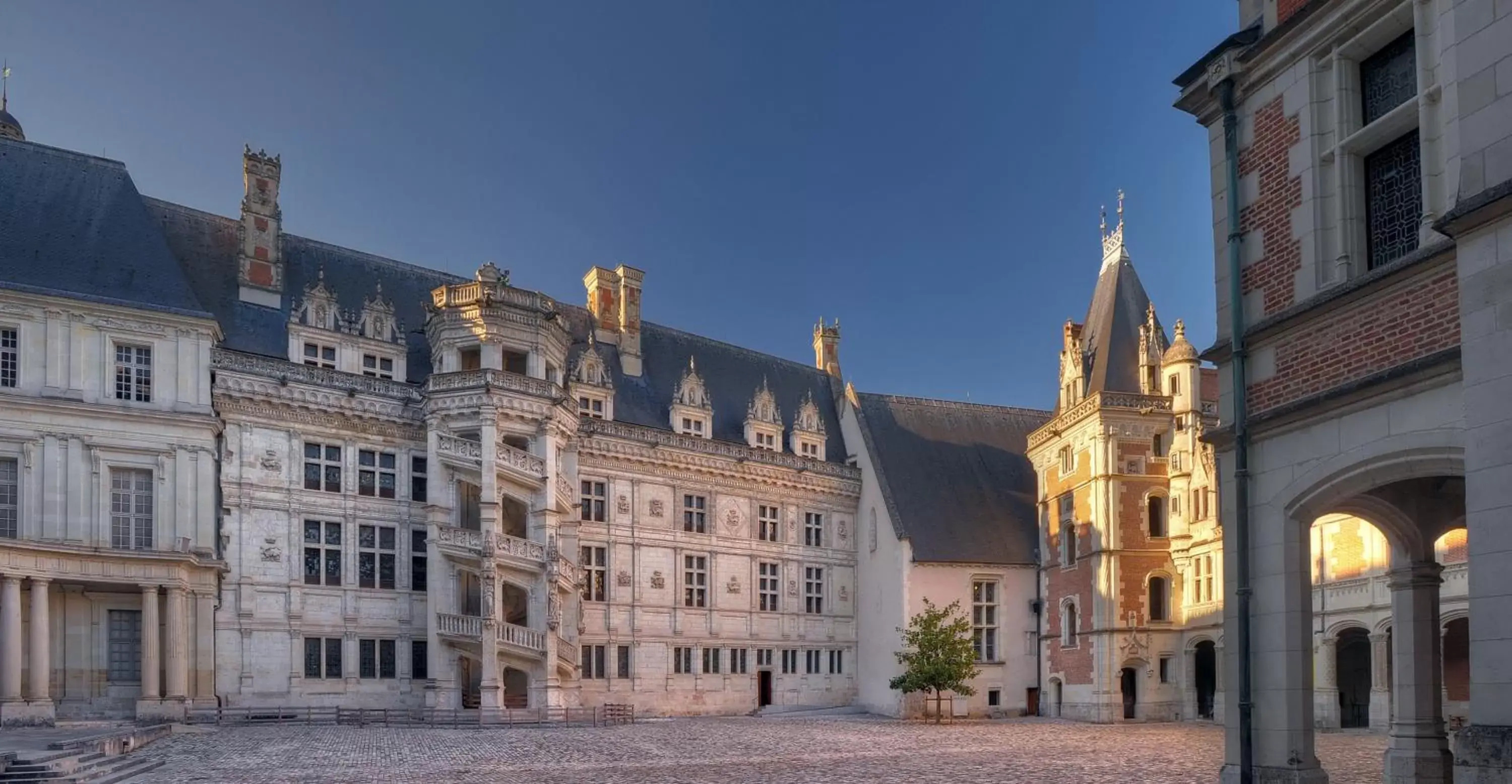 Nearby landmark, Property Building in Golf Hotel de la Carte