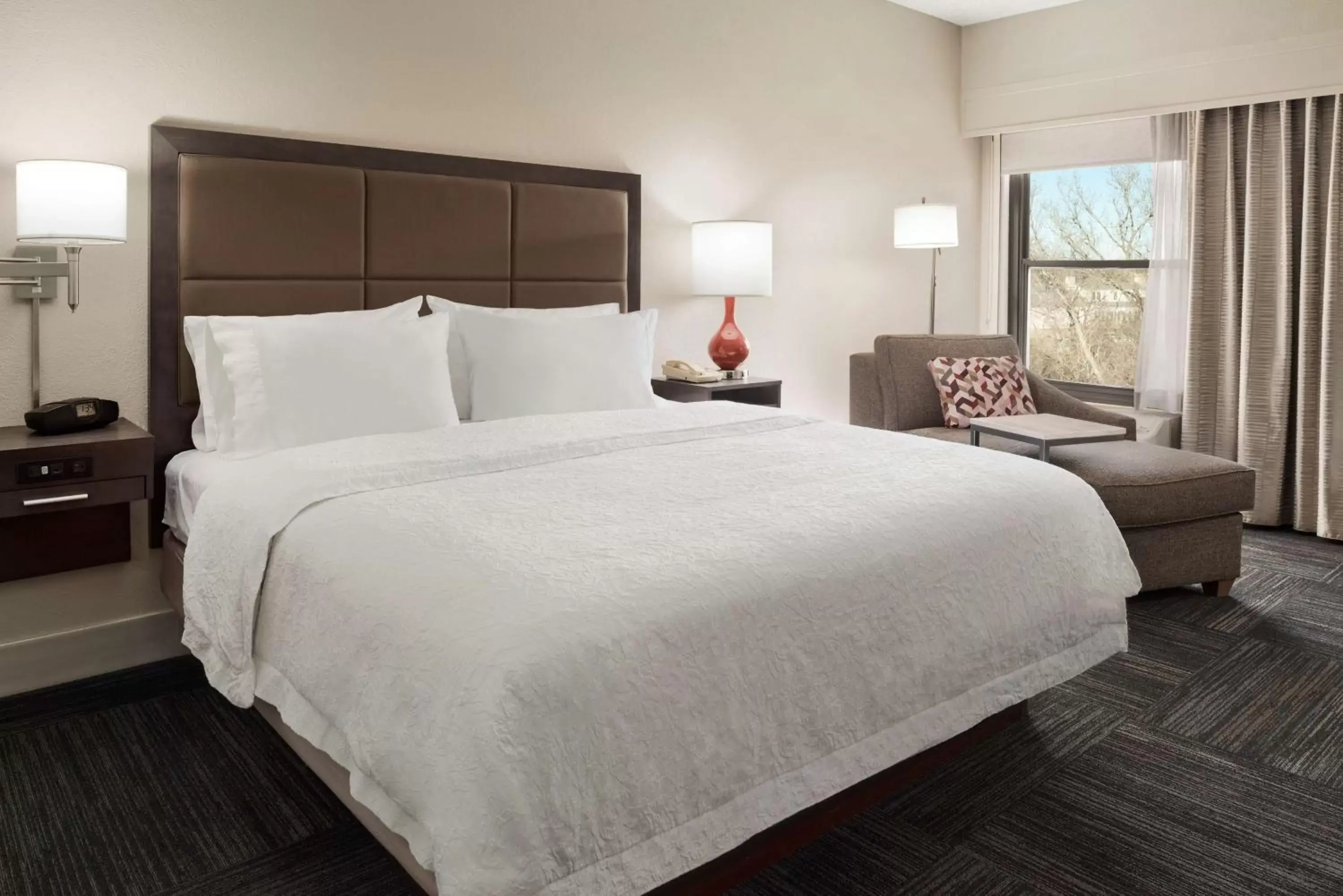 Bed in Hampton Inn Lawrence Bed in Hampton Inn Lawrence