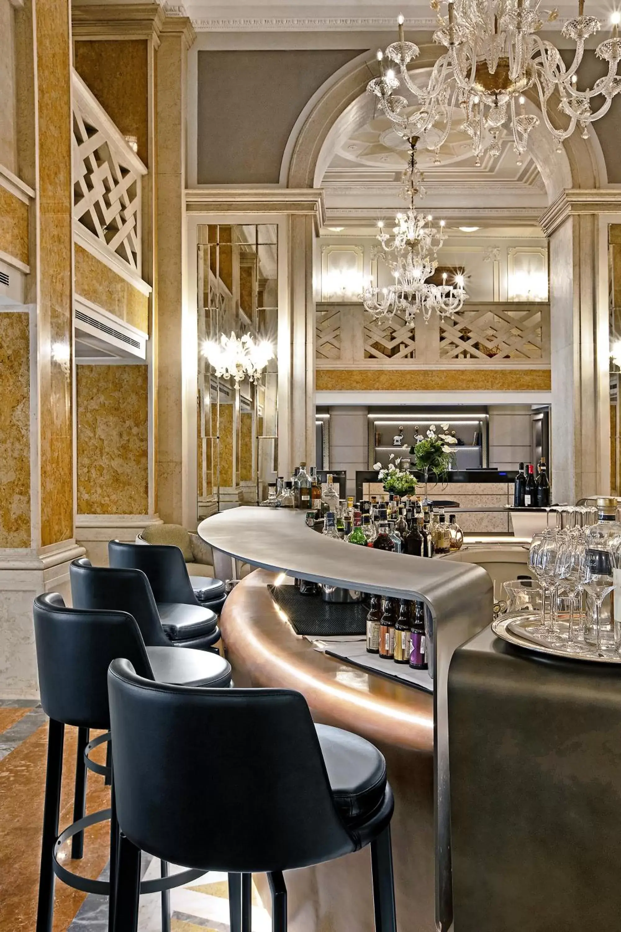 Lounge or bar, Restaurant/Places to Eat in Baglioni Hotel Luna - The Leading Hotels of the World