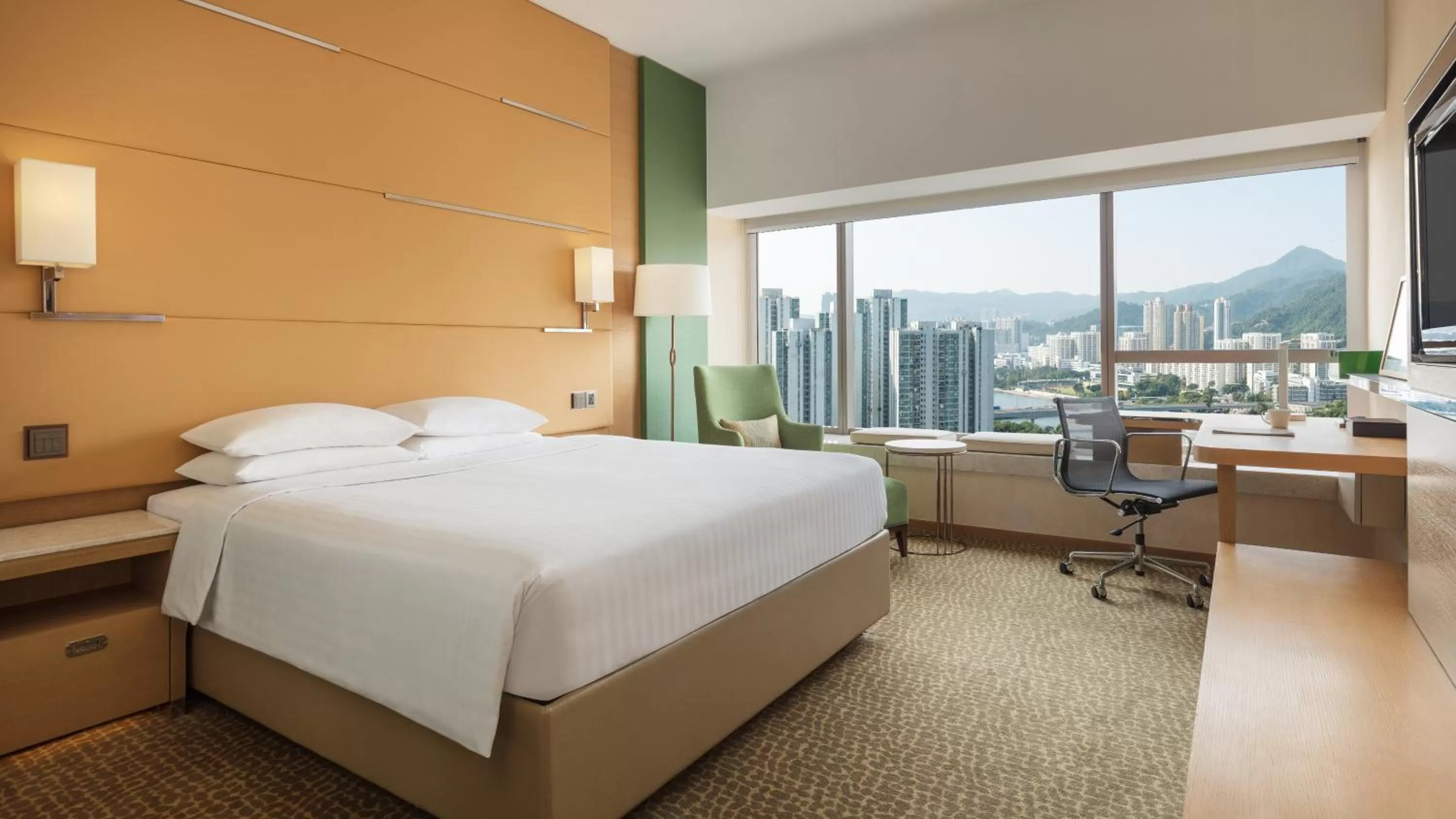 Bedroom, Bed in Courtyard by Marriott Hong Kong Sha Tin