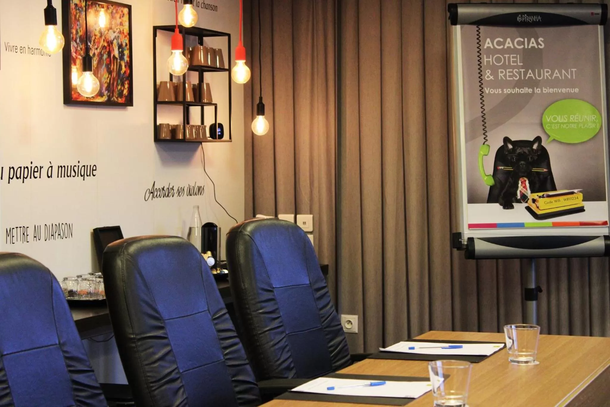 Meeting/conference room in Logis Hôtel Des Acacias Lille Neuville en Ferrain, Restaurant l'Acacias Gourmand