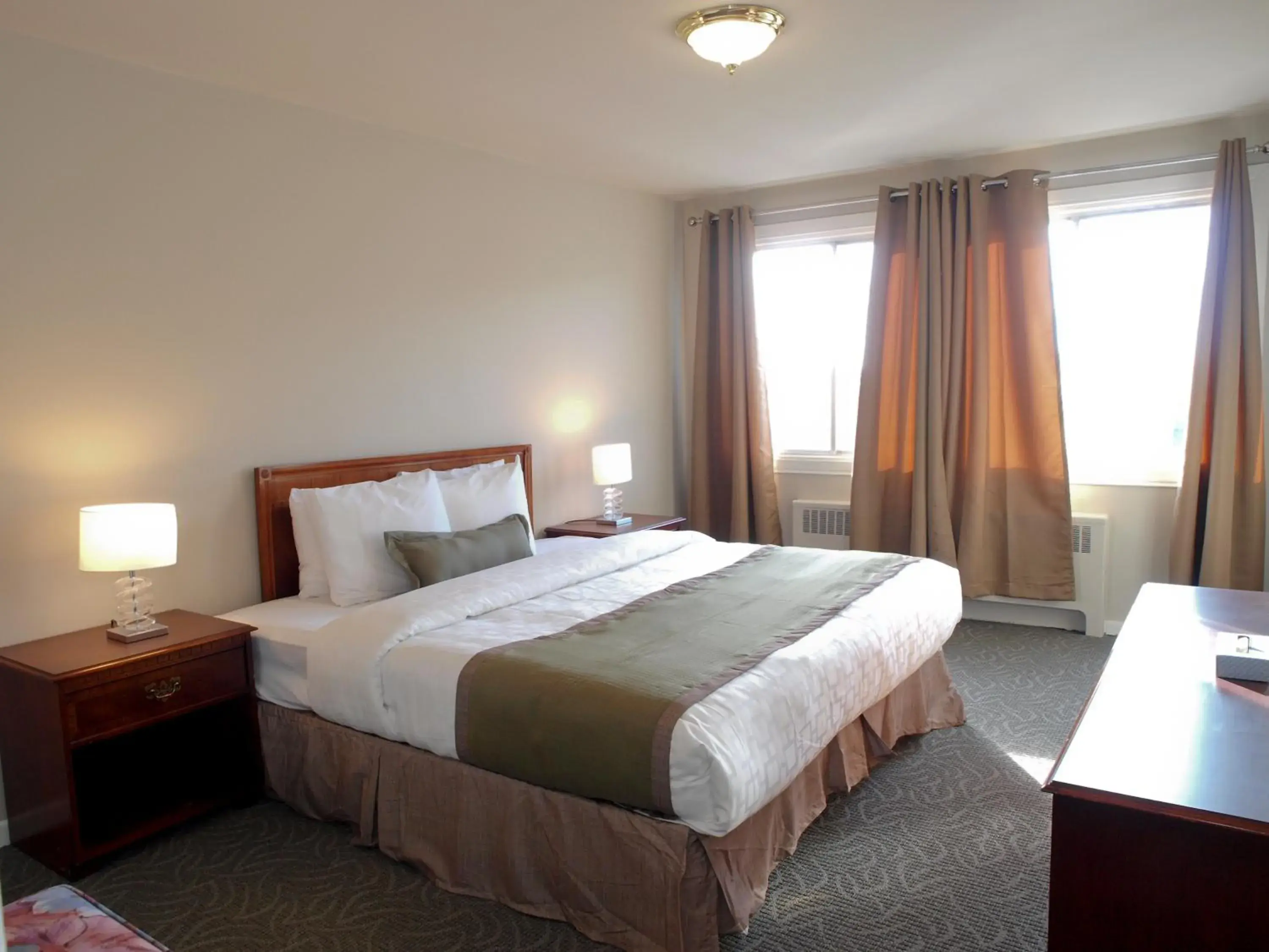 Photo of the whole room, Bed in Beausejour Hotel Apartments/Hotel Dorval