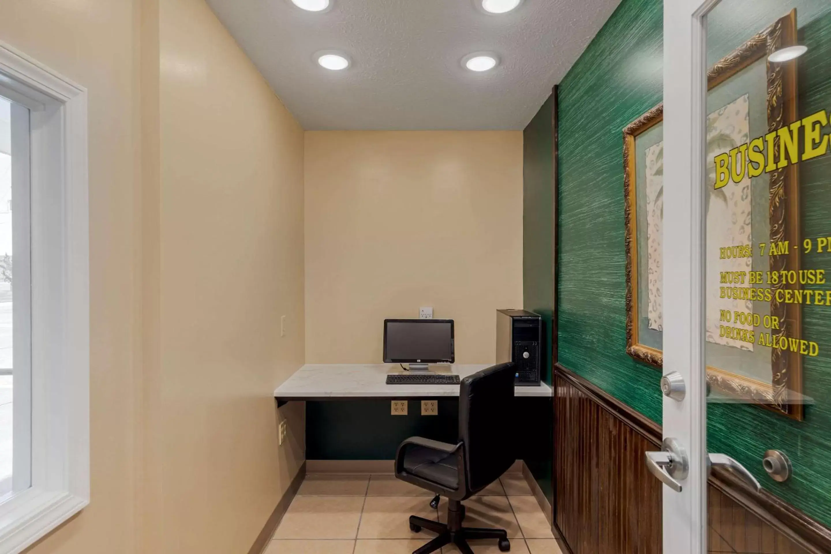 Business facilities in Quality Inn