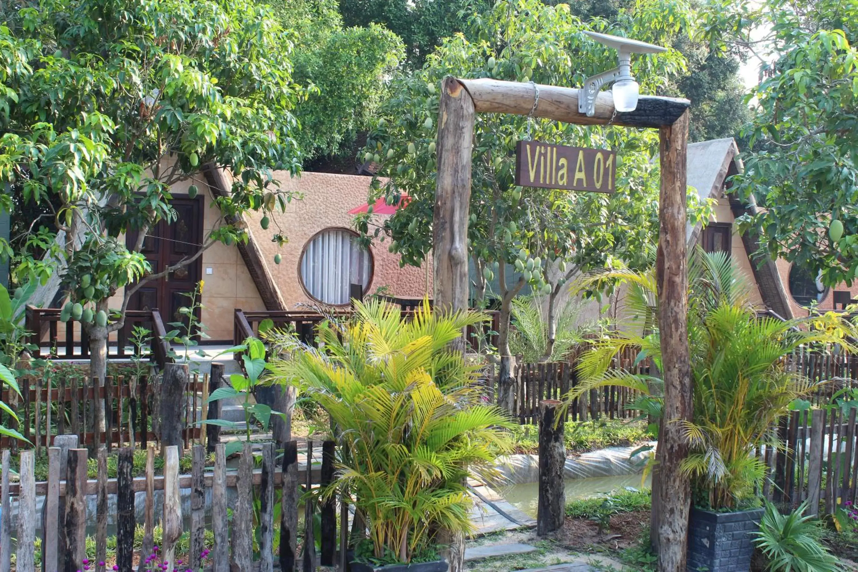 Garden view, Property Building in Bong Thom Forest Lodge