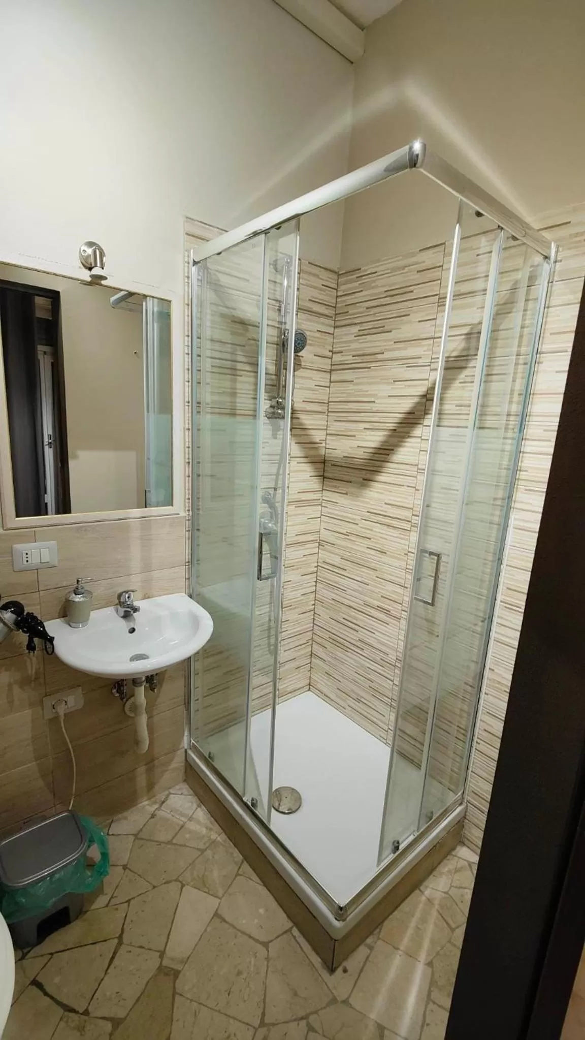 Bathroom in Etnea glamour house