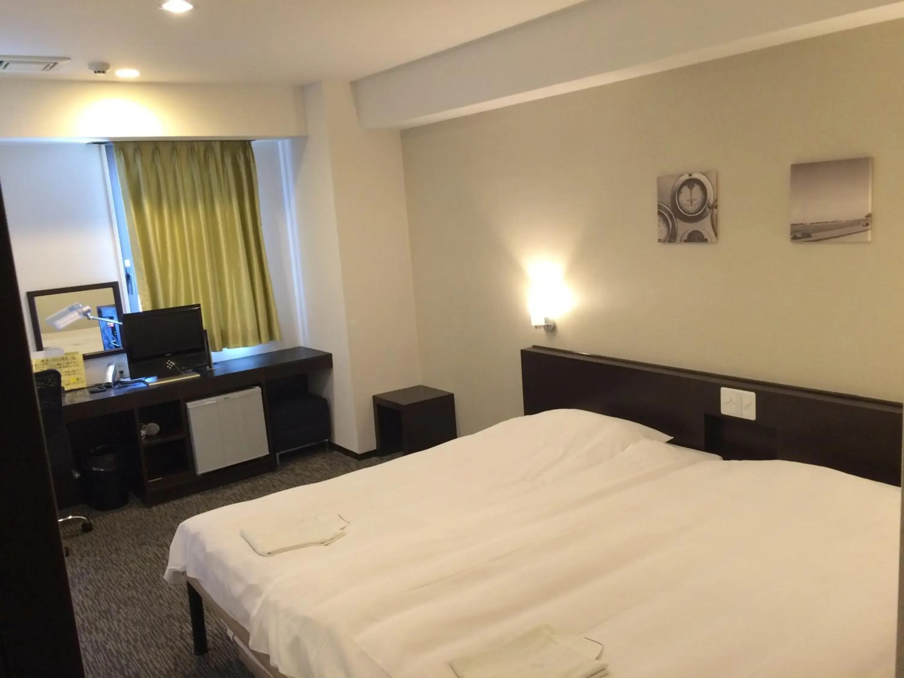 Bed, Room Photo in Business Hotel Sunpu