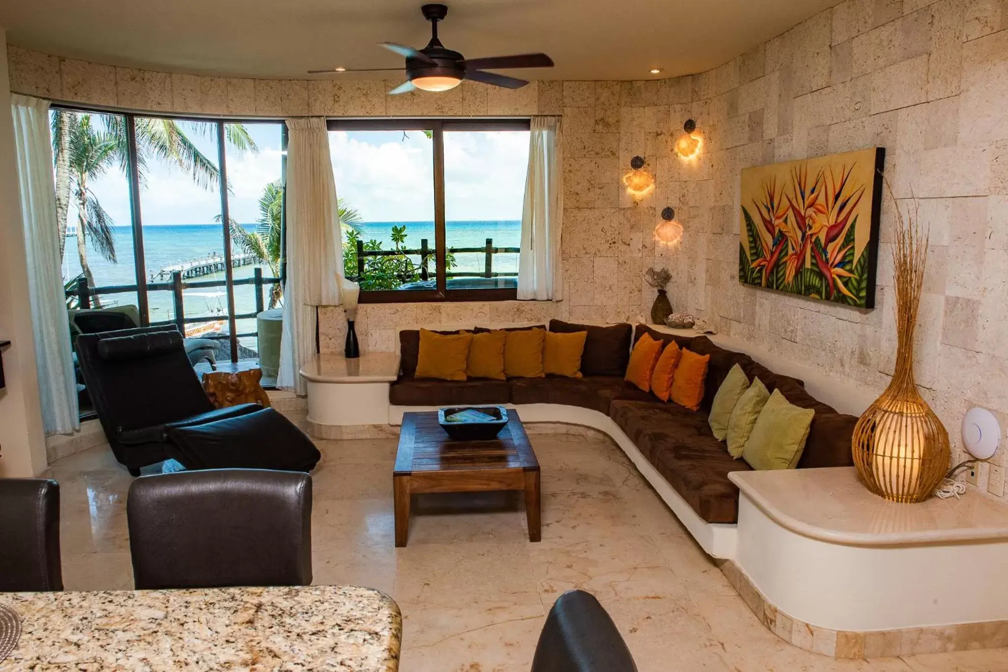 Seating Area in El Taj Oceanfront and Beachside Condo Hotel