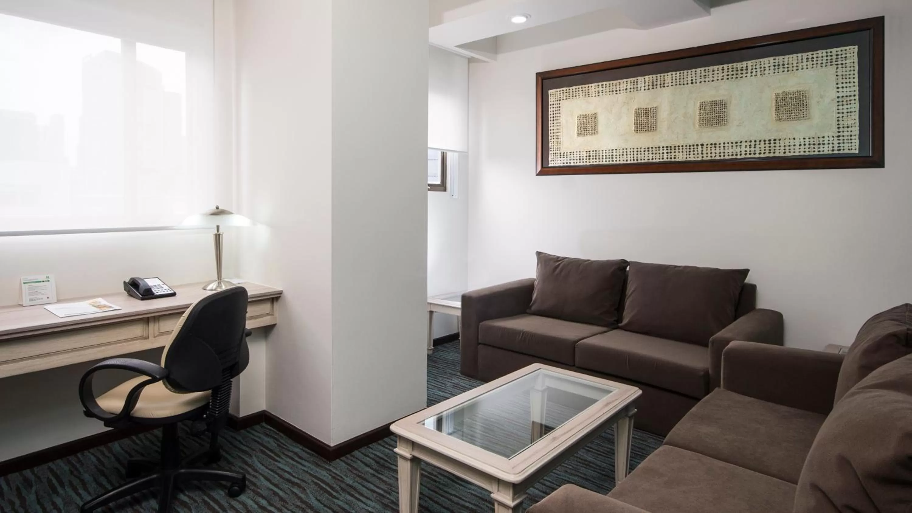 Photo of the whole room in Holiday Inn & Suites Mexico Zona Reforma by IHG