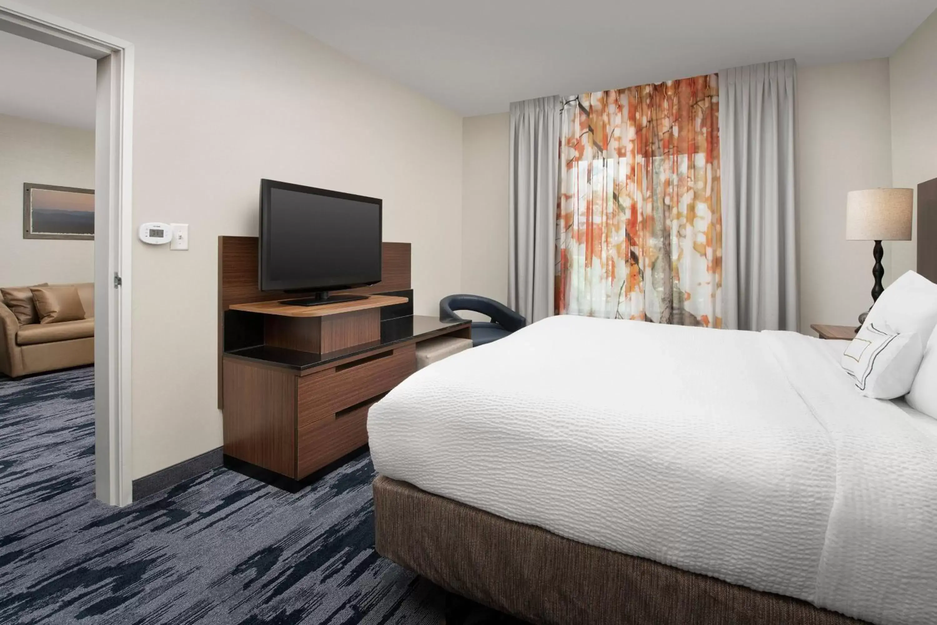 Bedroom, Bed in Fairfield Inn & Suites Baltimore BWI Airport