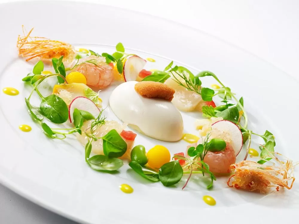 Food and drinks in Royal Pines Hotel Urawa