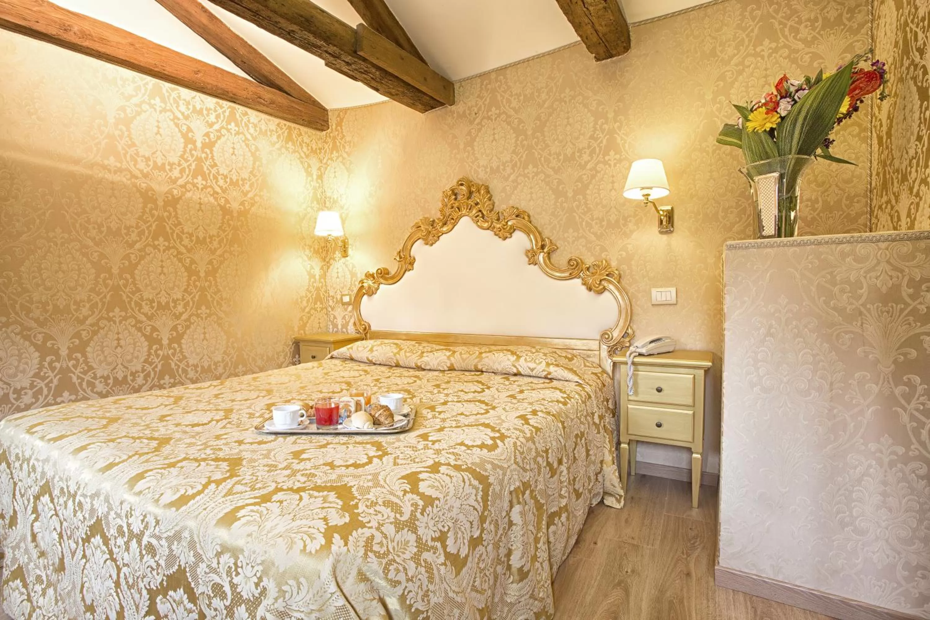 Bedroom, Bed in Residenza Goldoni