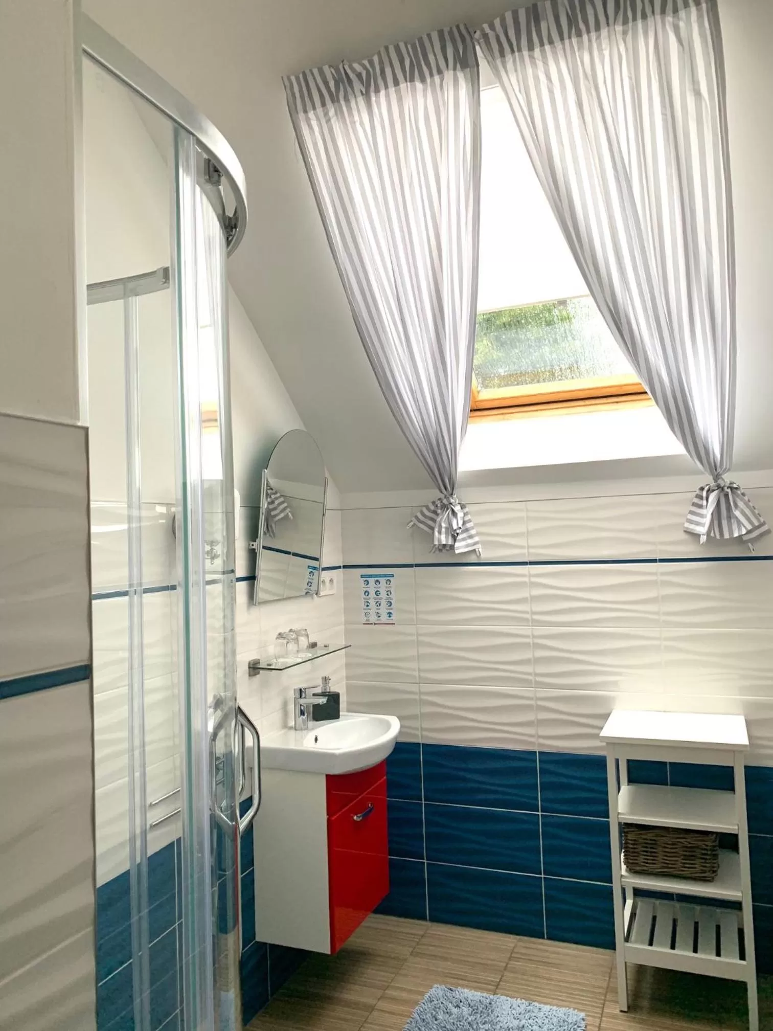 Willa 4 Pory Roku & Uznam