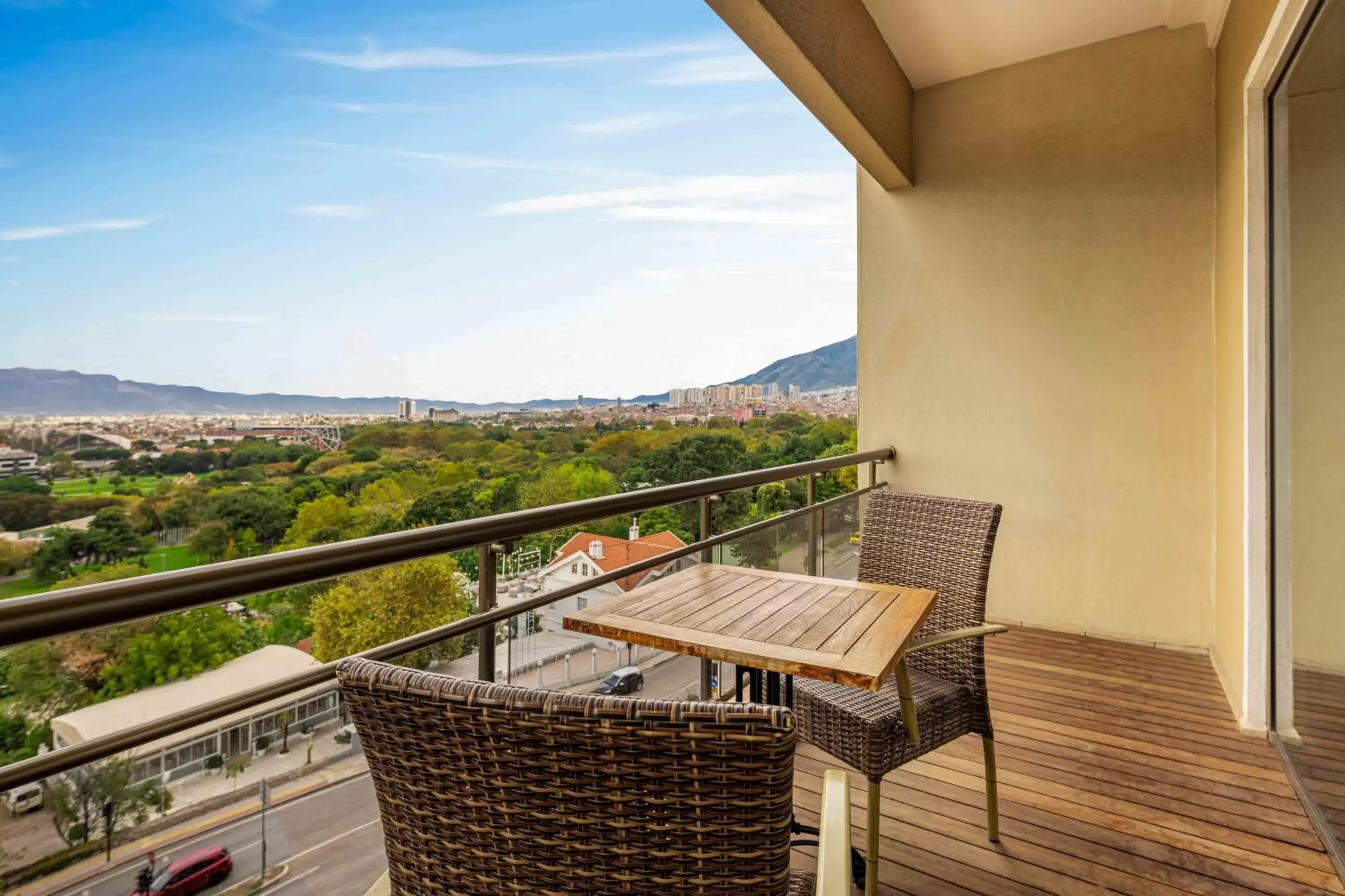 Patio, Balcony/Terrace in Hotel Çelik Palas Convention Center & Thermal SPA