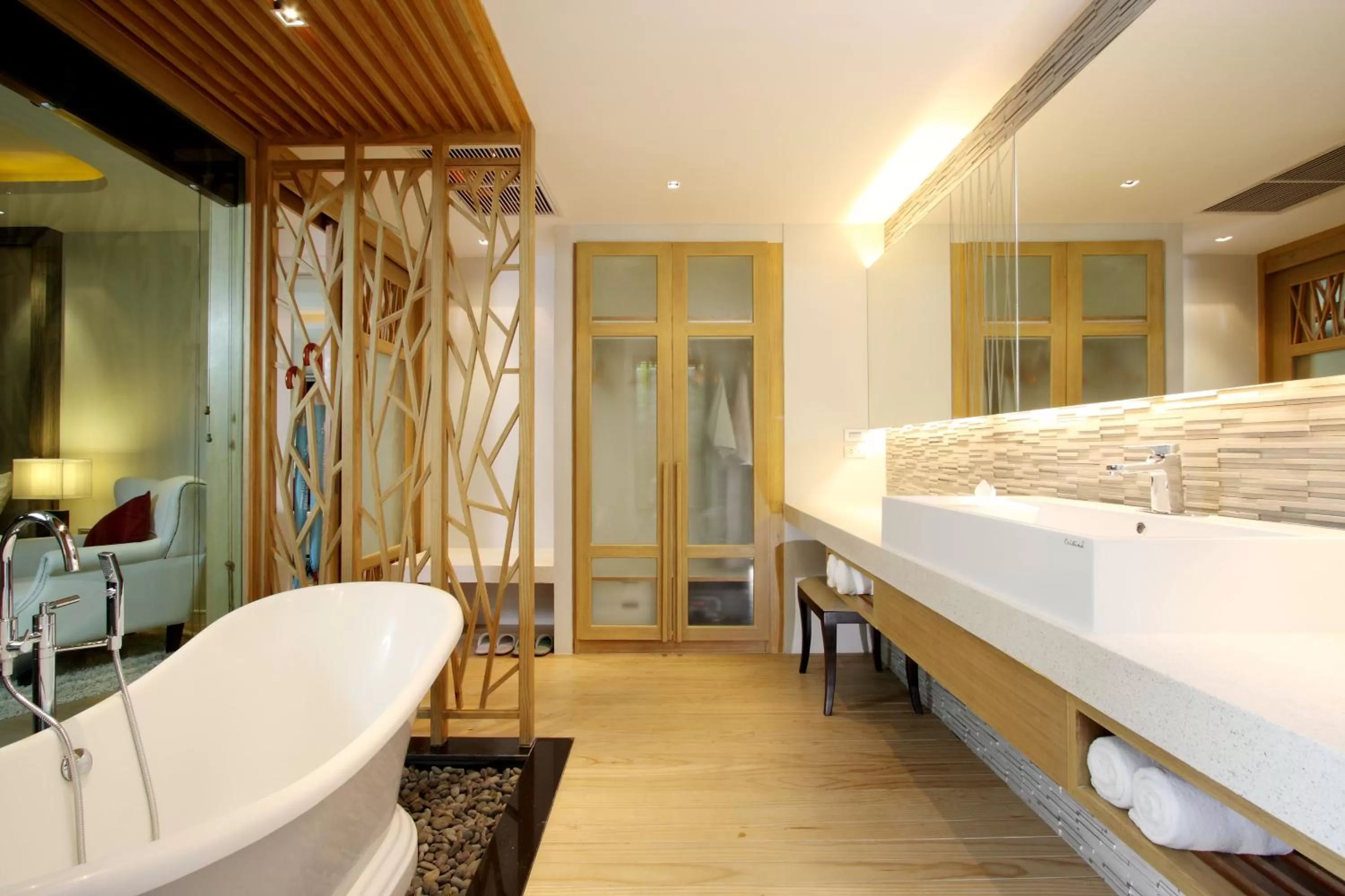 Bathroom in Wyndham Sea Pearl Resort, Phuket