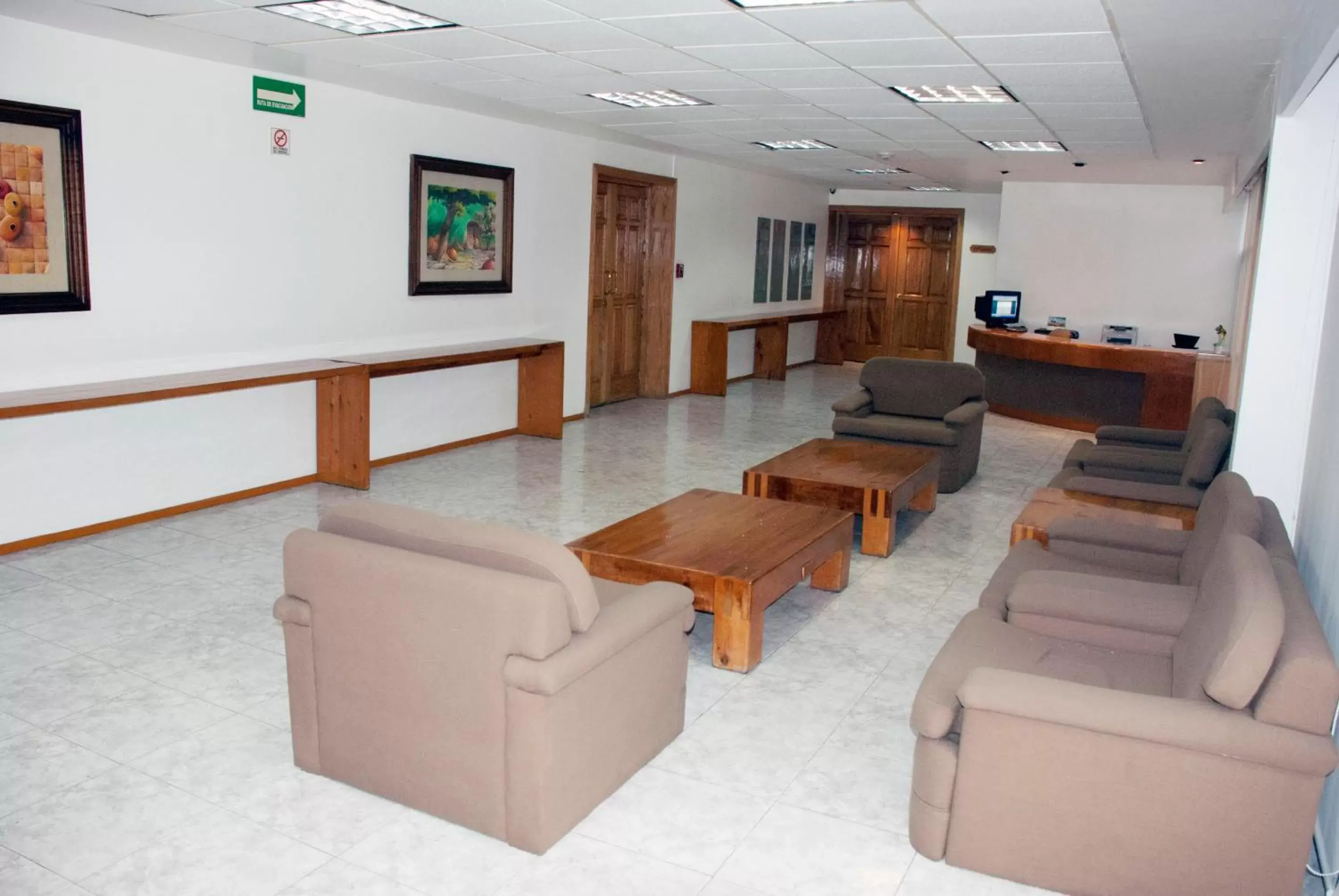 Lobby or reception, Lobby/Reception in Hotel & Suites PF