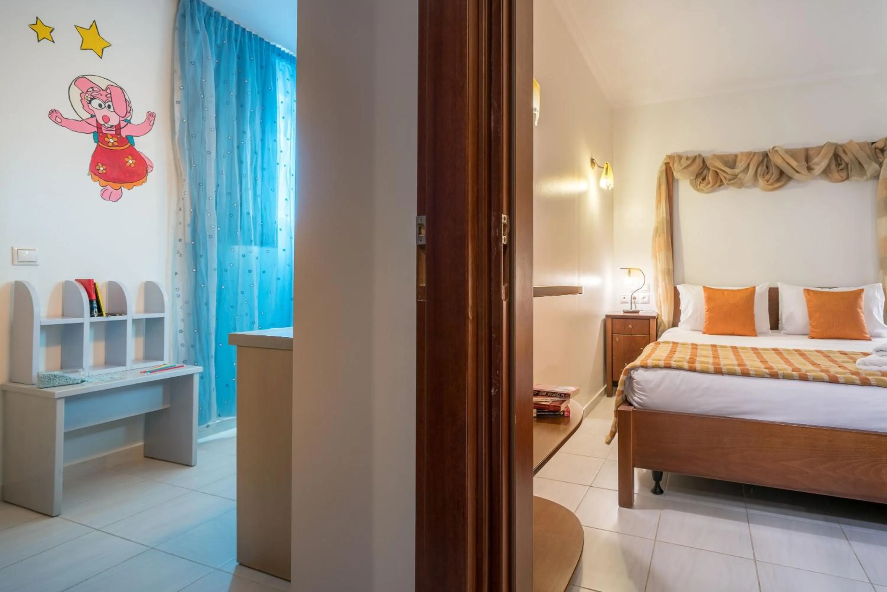 Bedroom, Bed in Galaxy Beach Resort BW Premier Collection