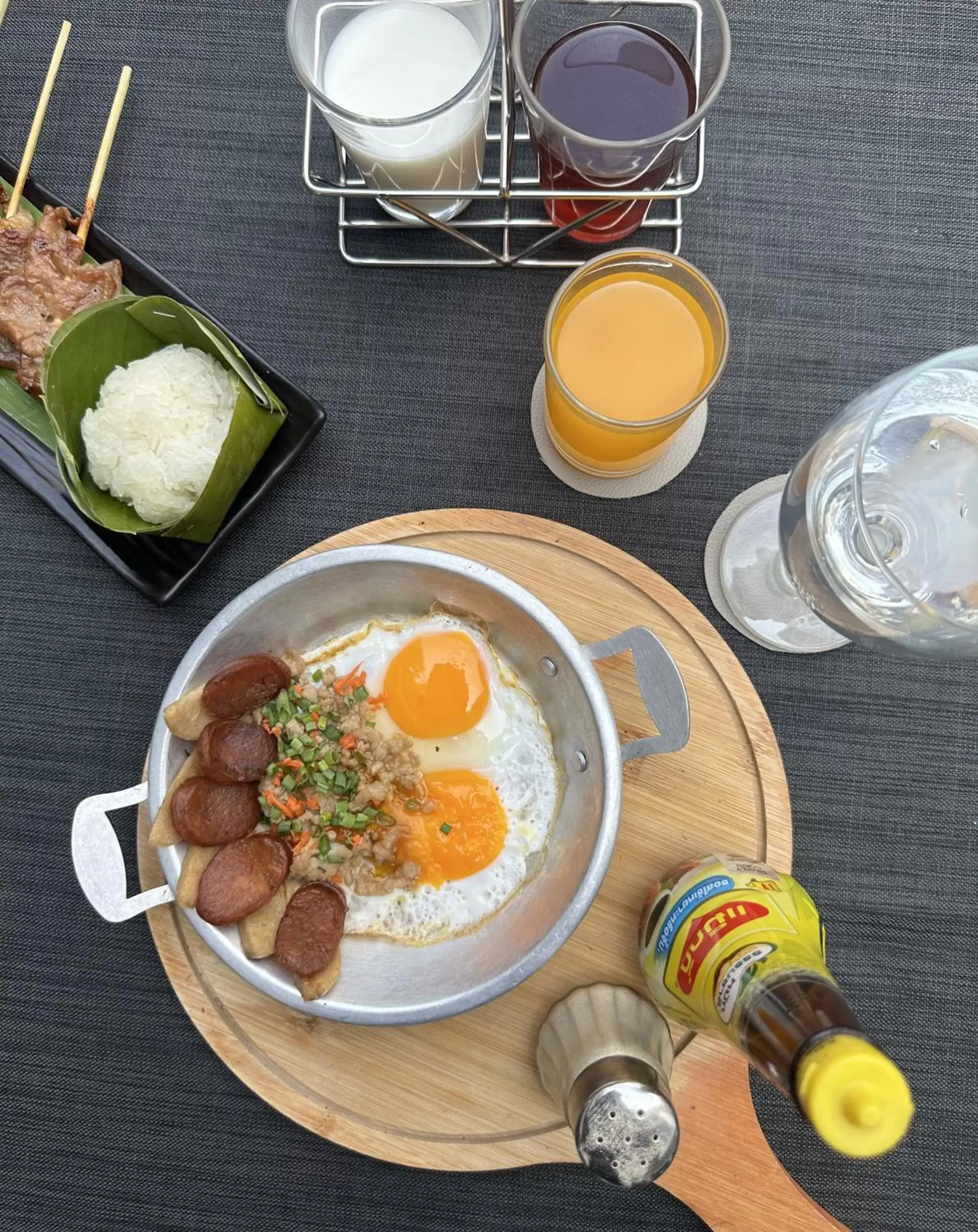 Asian breakfast in Mittapan Hotel