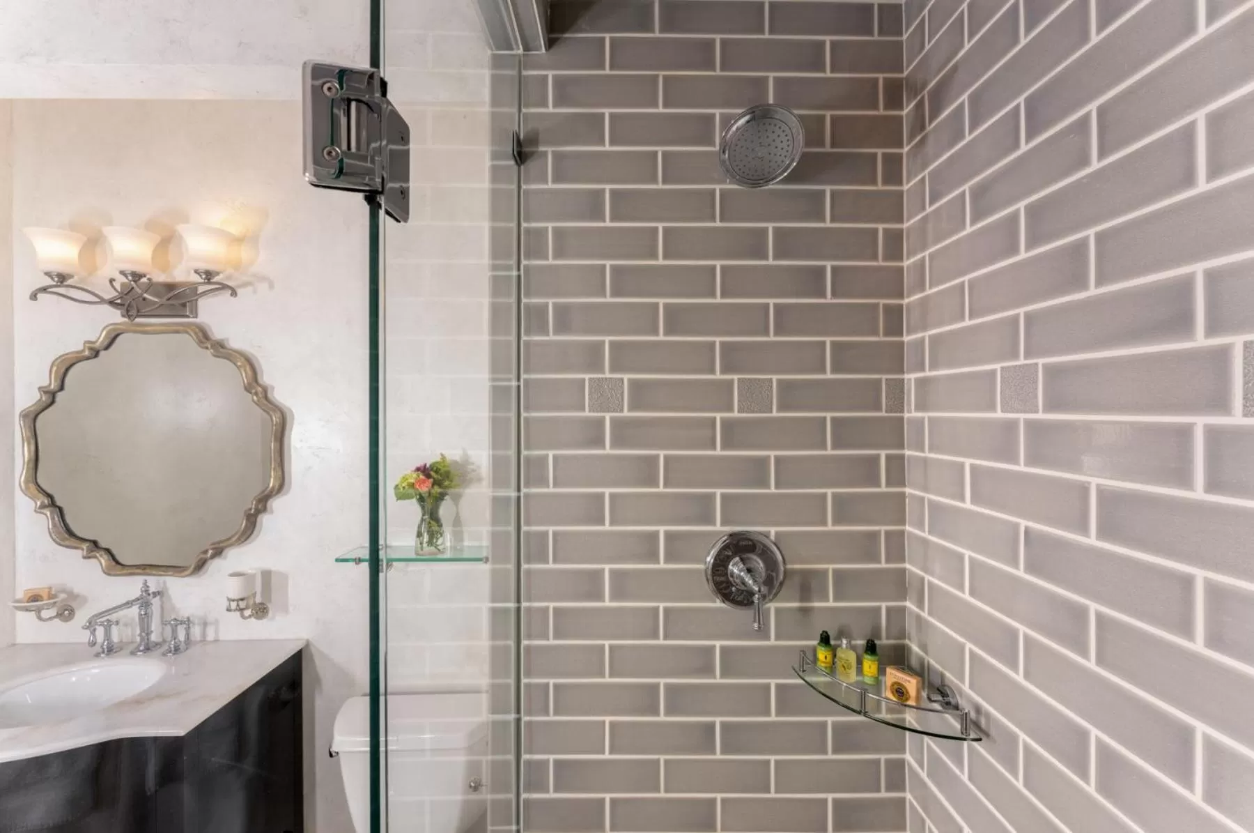 Bathroom in The White Birch Inn