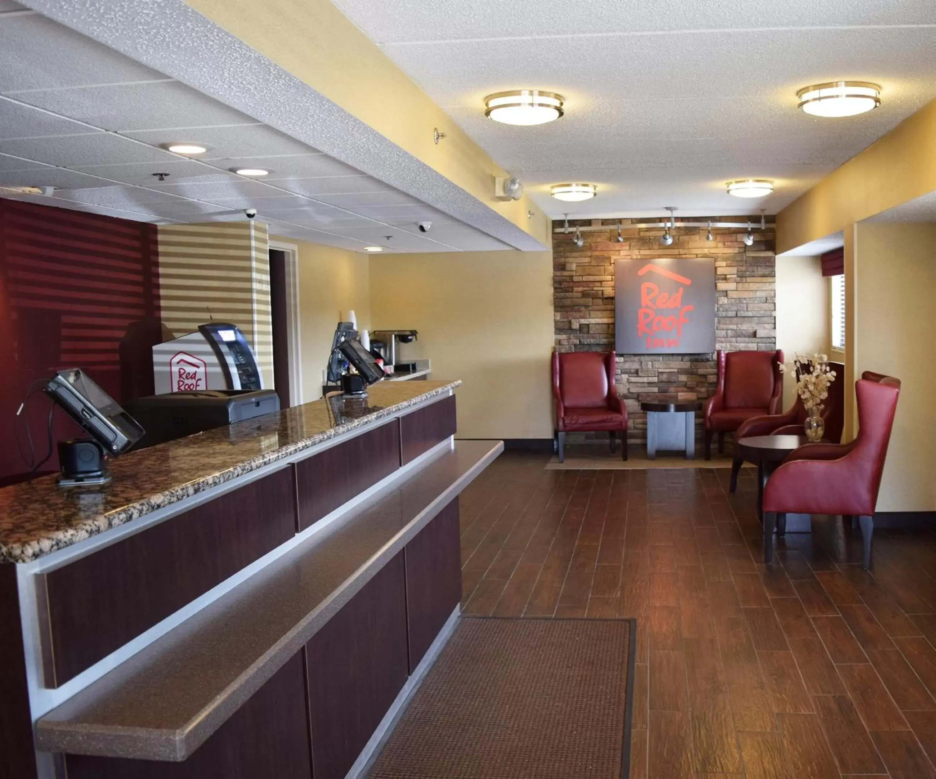 Lobby or reception in Red Roof Inn Syracuse Lobby or reception in Red Roof Inn Syracuse