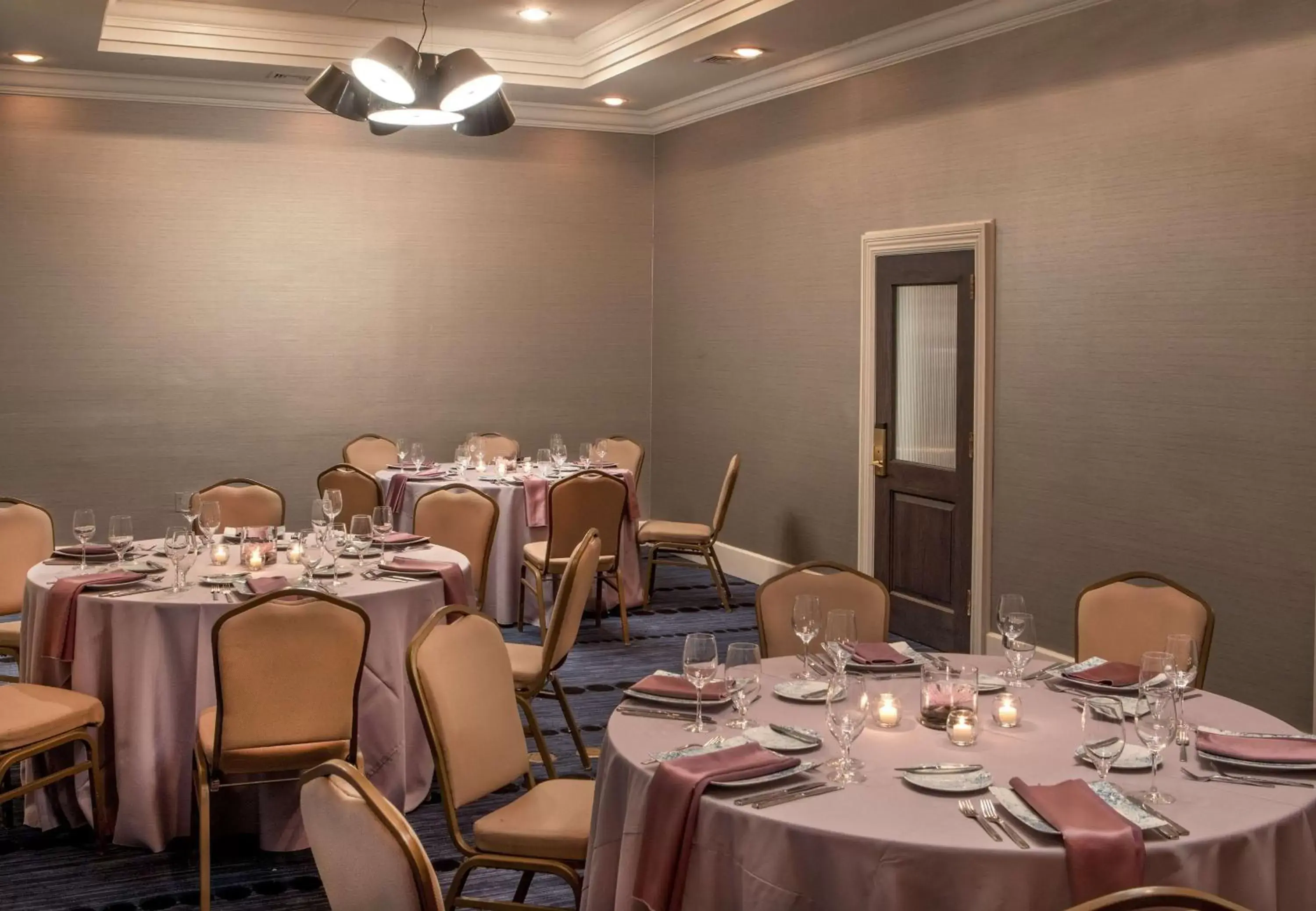 Meeting/conference room, Restaurant/Places to Eat in Hilton Wilmington/Christiana