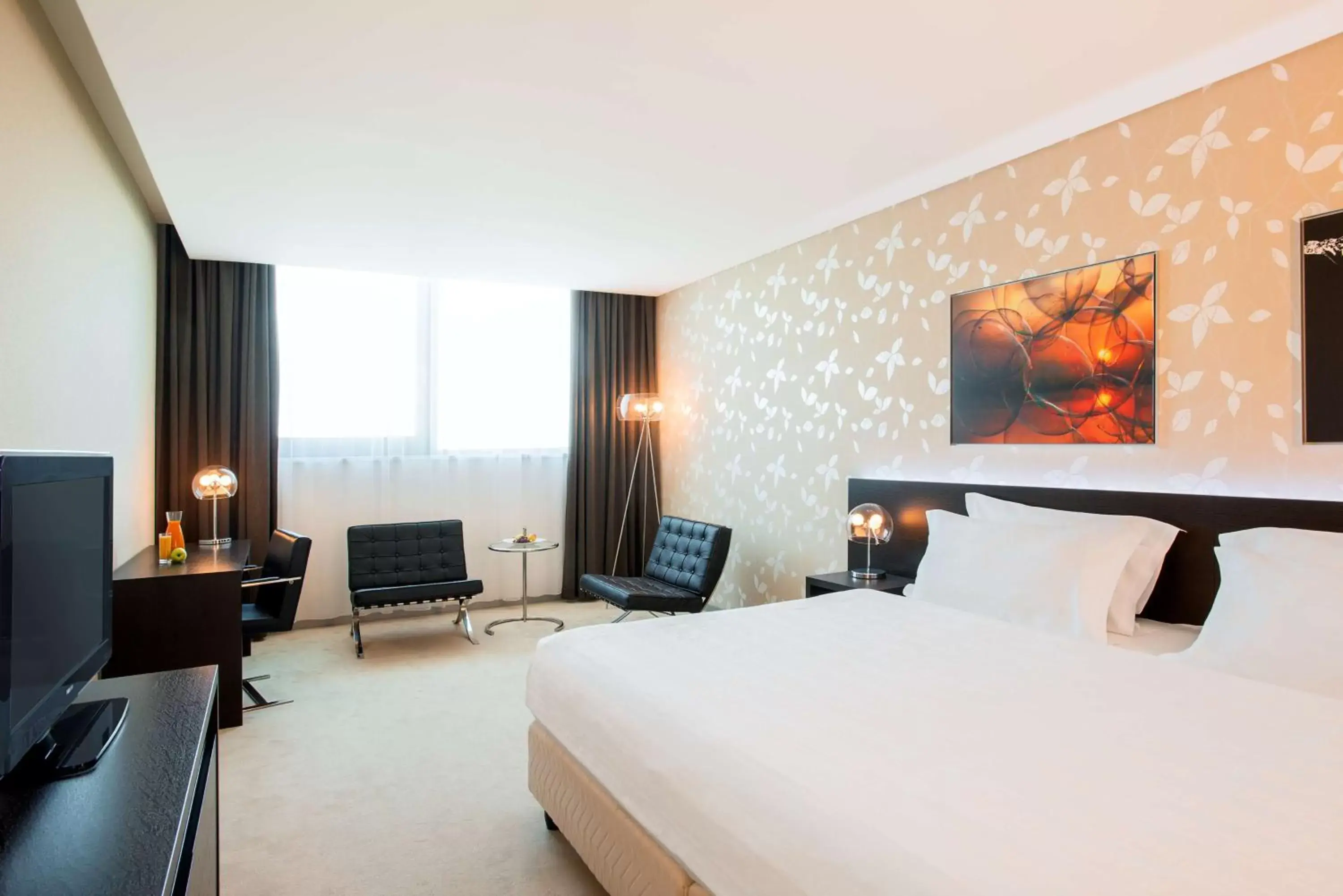 Standard Double Room XL in NH Bratislava Gate One Standard Double Room XL in NH Bratislava Gate One